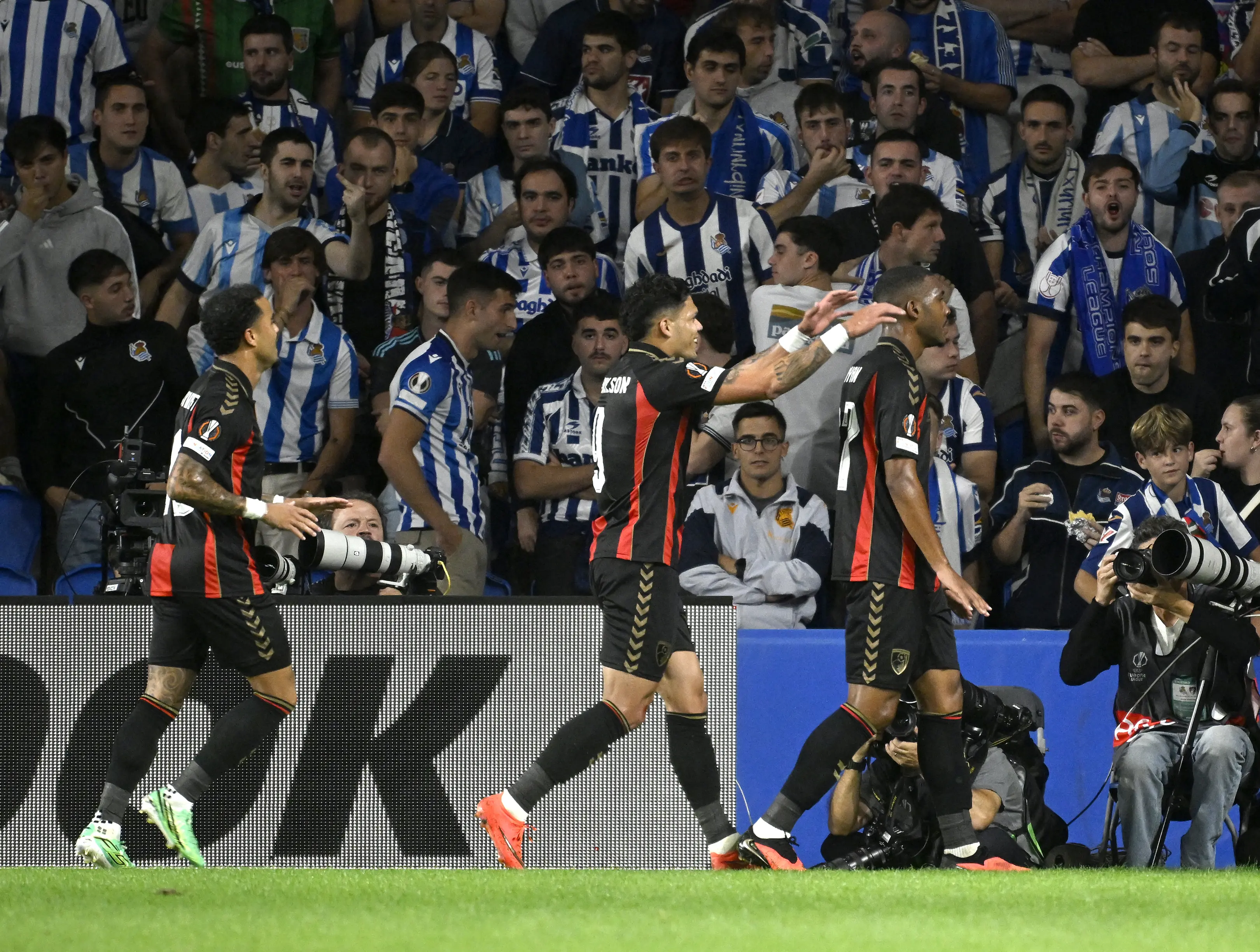 Com gol de Rayan, Bournemouth vence Real Sociedad na estreia da Liga Europa