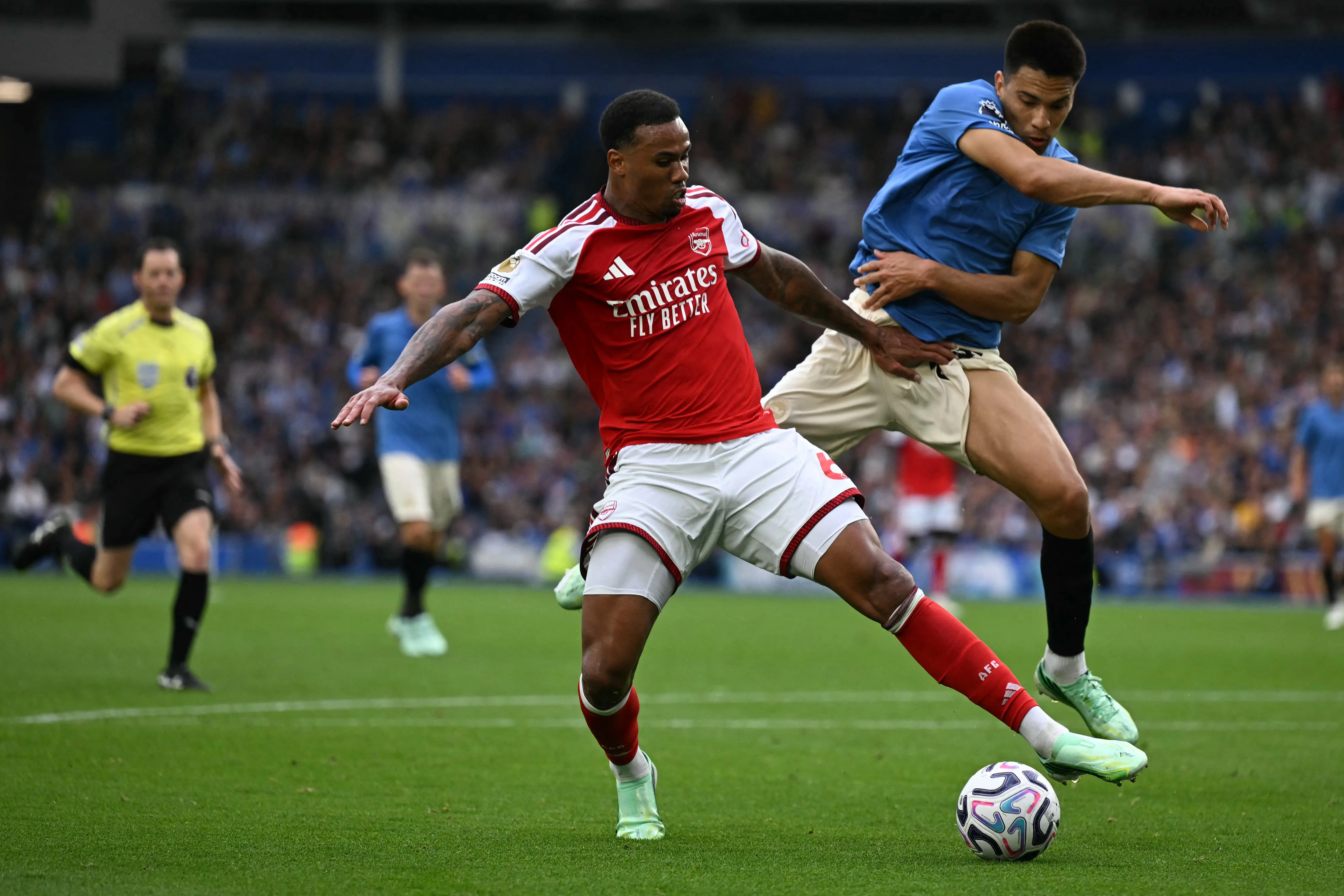 Site coloca Gabriel Magalhães como segundo melhor jogador da Premier League
