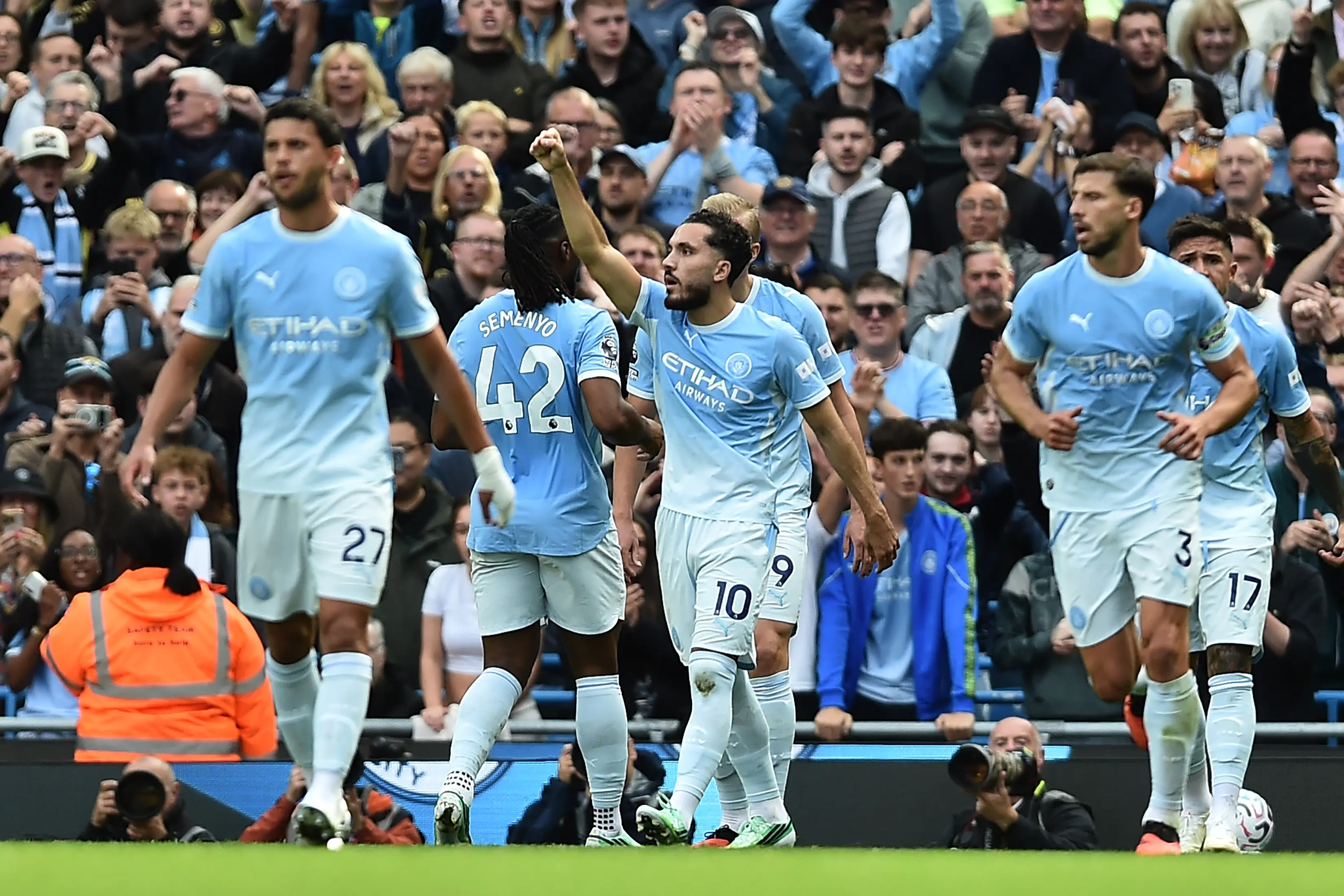 Manchester City é considerado culpado por violações financeiras e pode ser expulso da Premier League