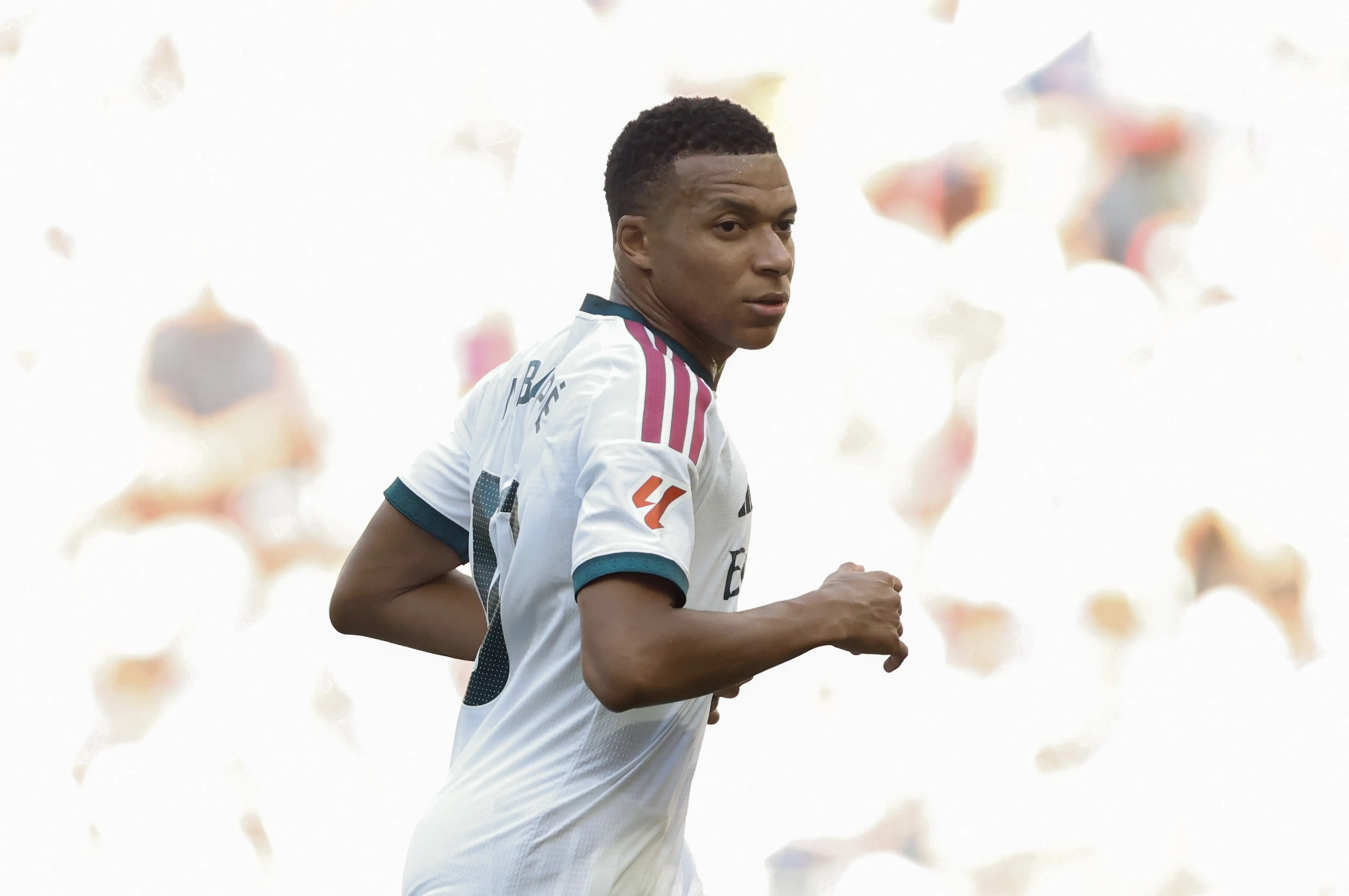 ‘Fui artilheiro nas grandes competições’, diz Mbappé em ‘campanha’ pela Bola de Ouro