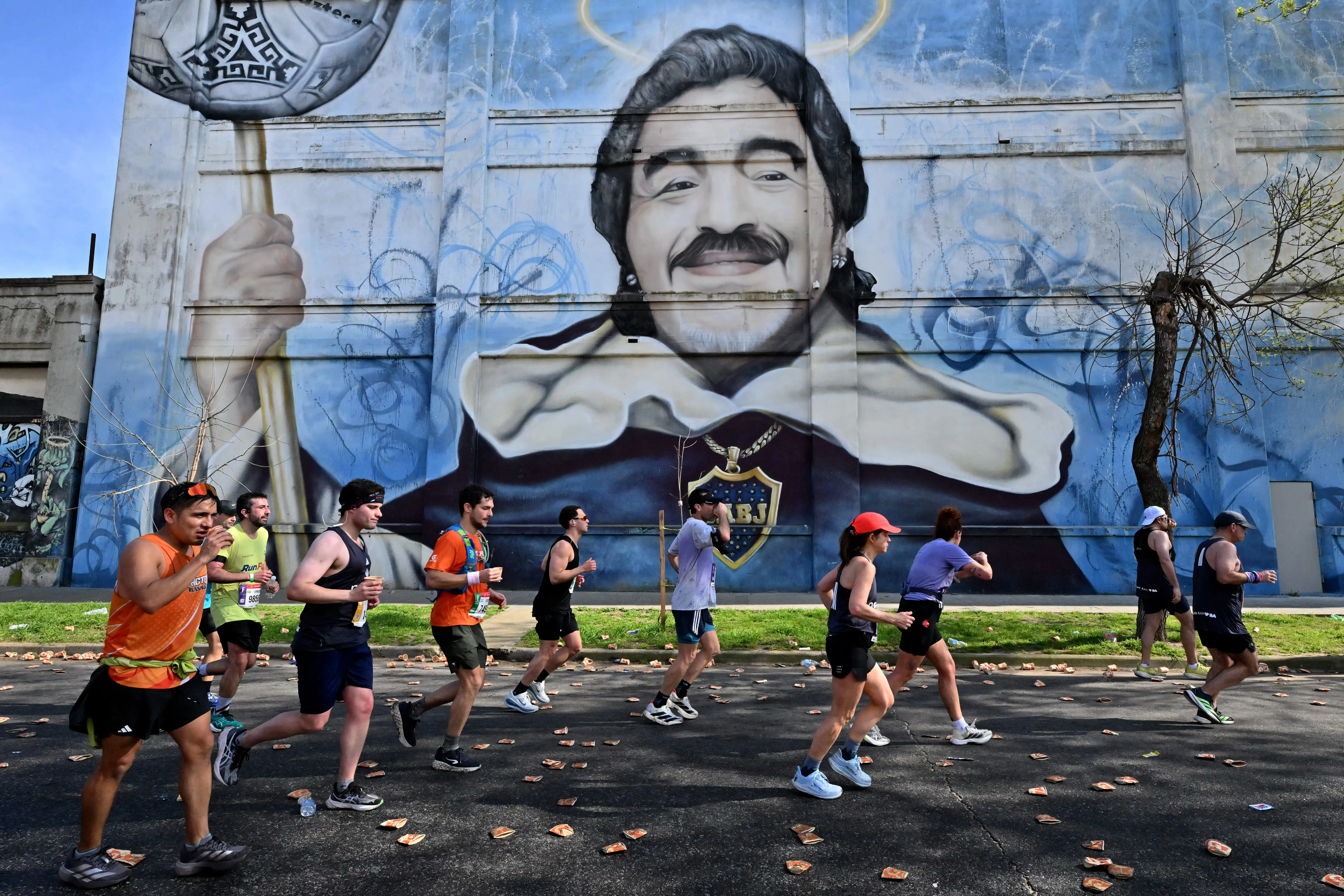 Testemunha diz que Maradona teve morte súbita e covid-19 pode ter sido causa