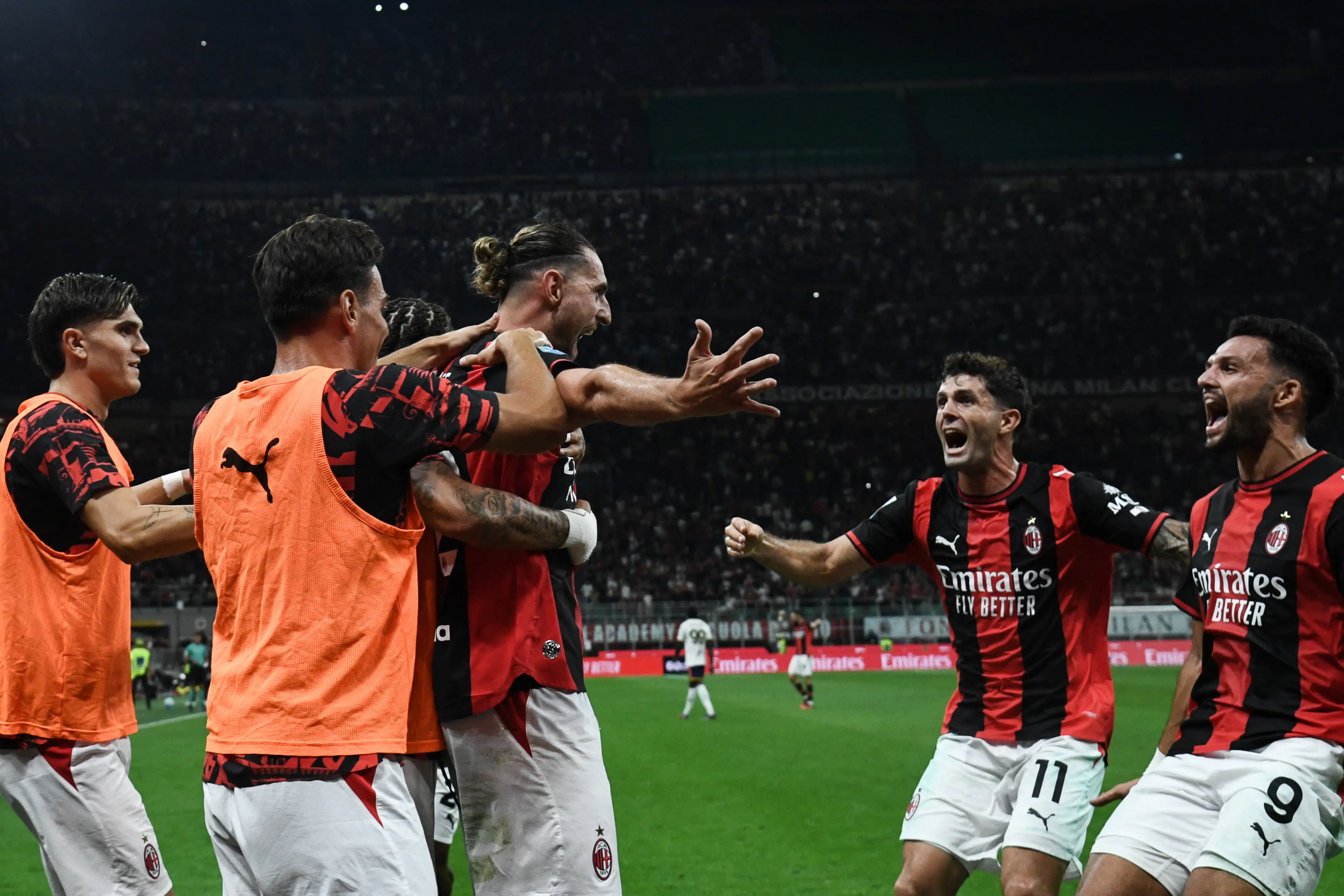 Milan bate Lecce e segue invicto no Italiano