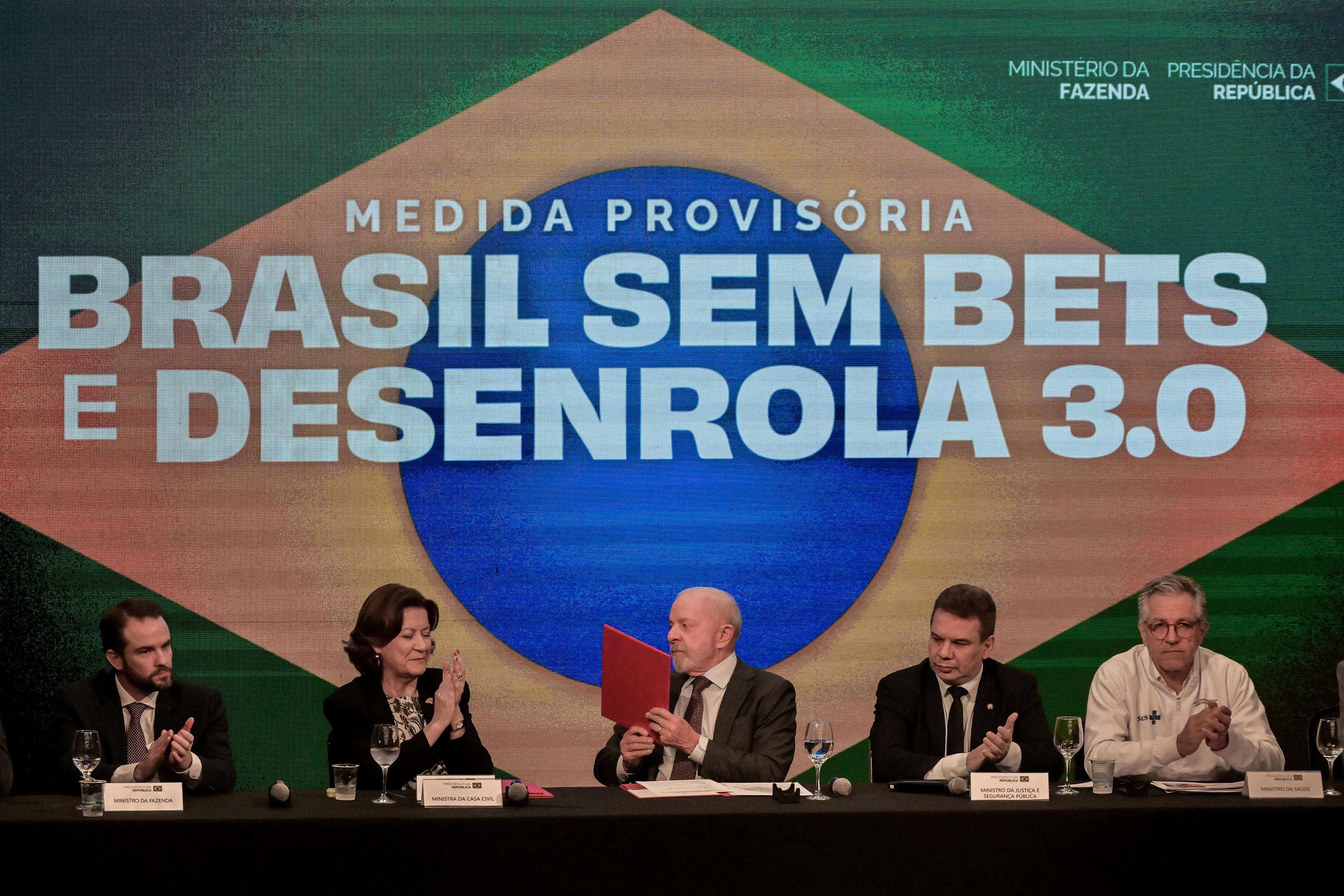 O que está em jogo para o futebol brasileiro com o fim das apostas online?