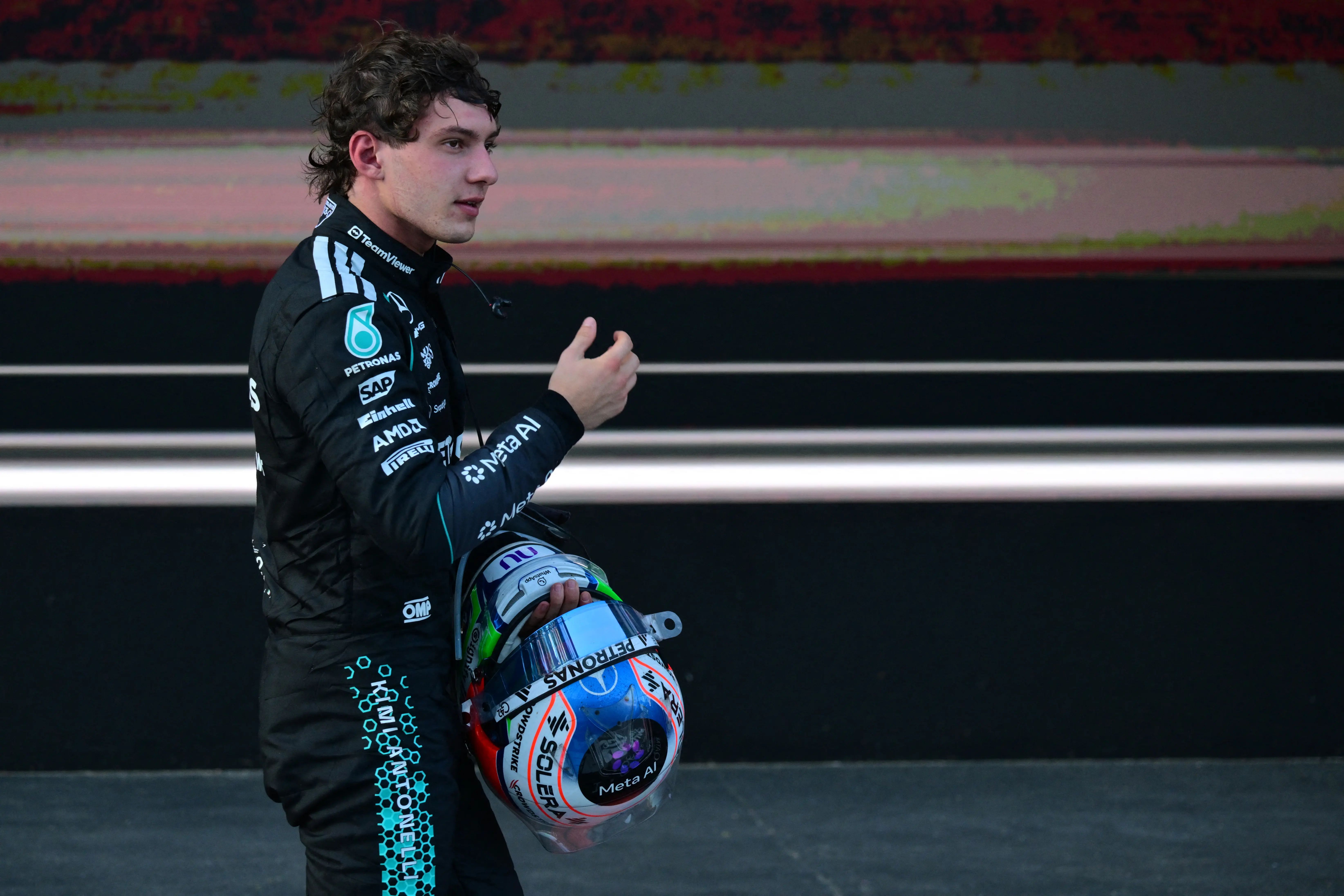 Antonelli quer retomar controle da disputa pelo título com volta da F1 à Malásia