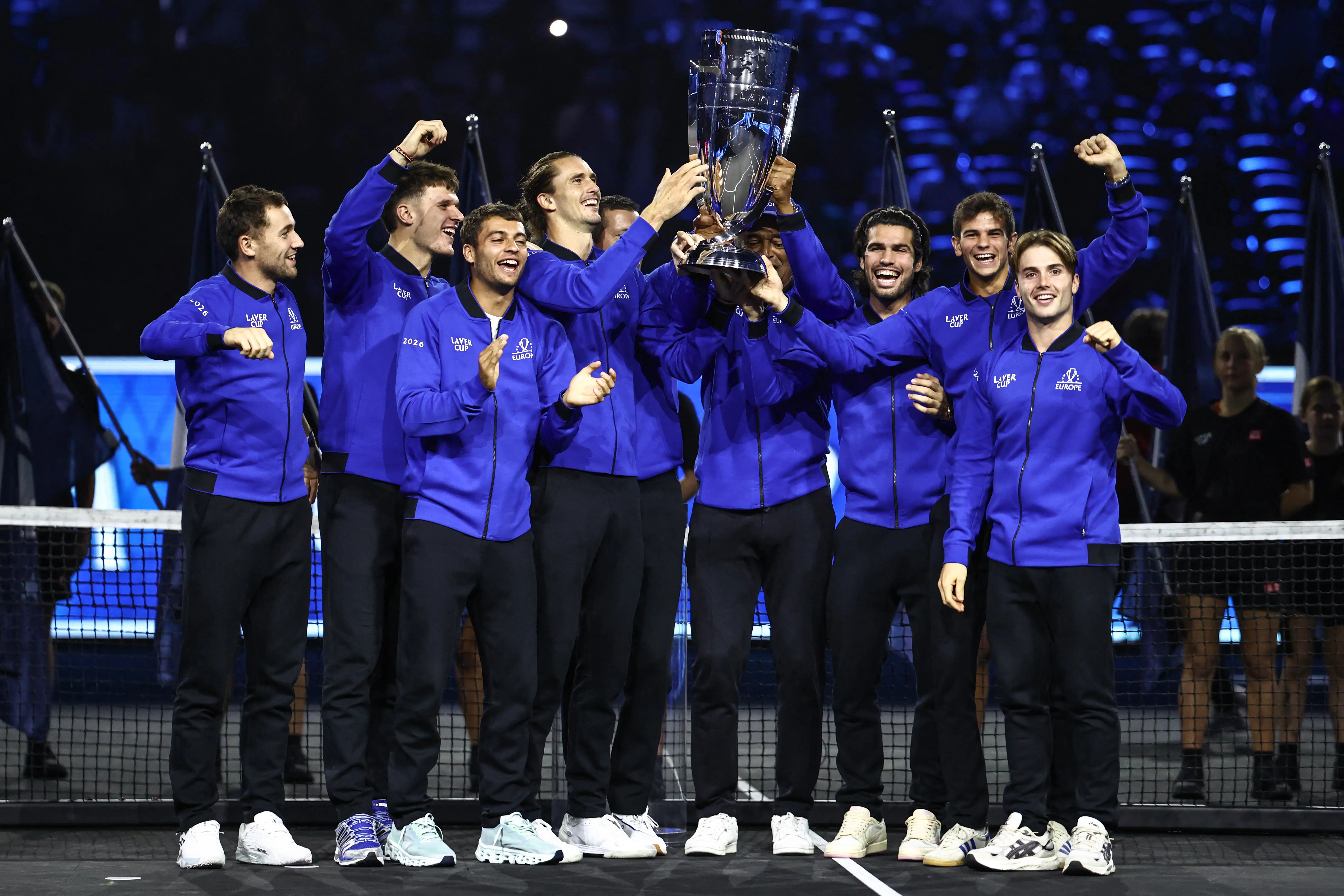 Zverev vence Tien e garante título da Laver Cup para a Europa