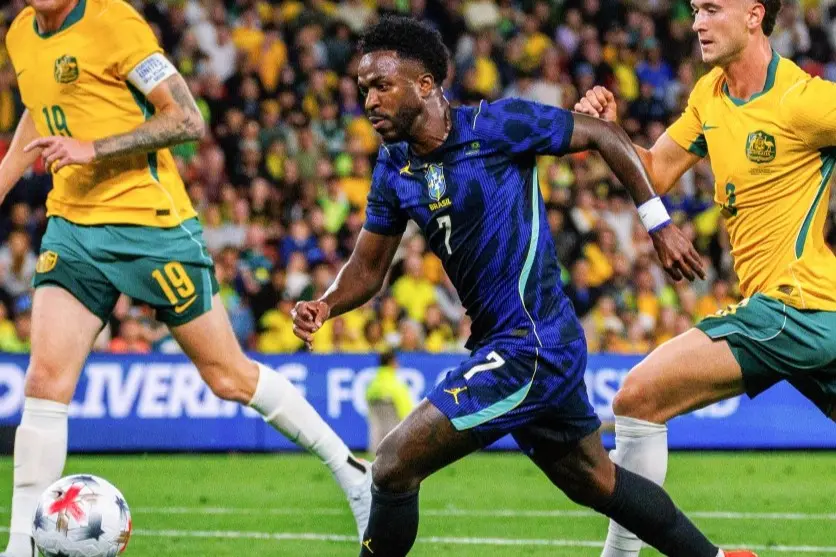 Ancelotti sai em defesa de Vinicius Júnior: “Ele merece paciência”