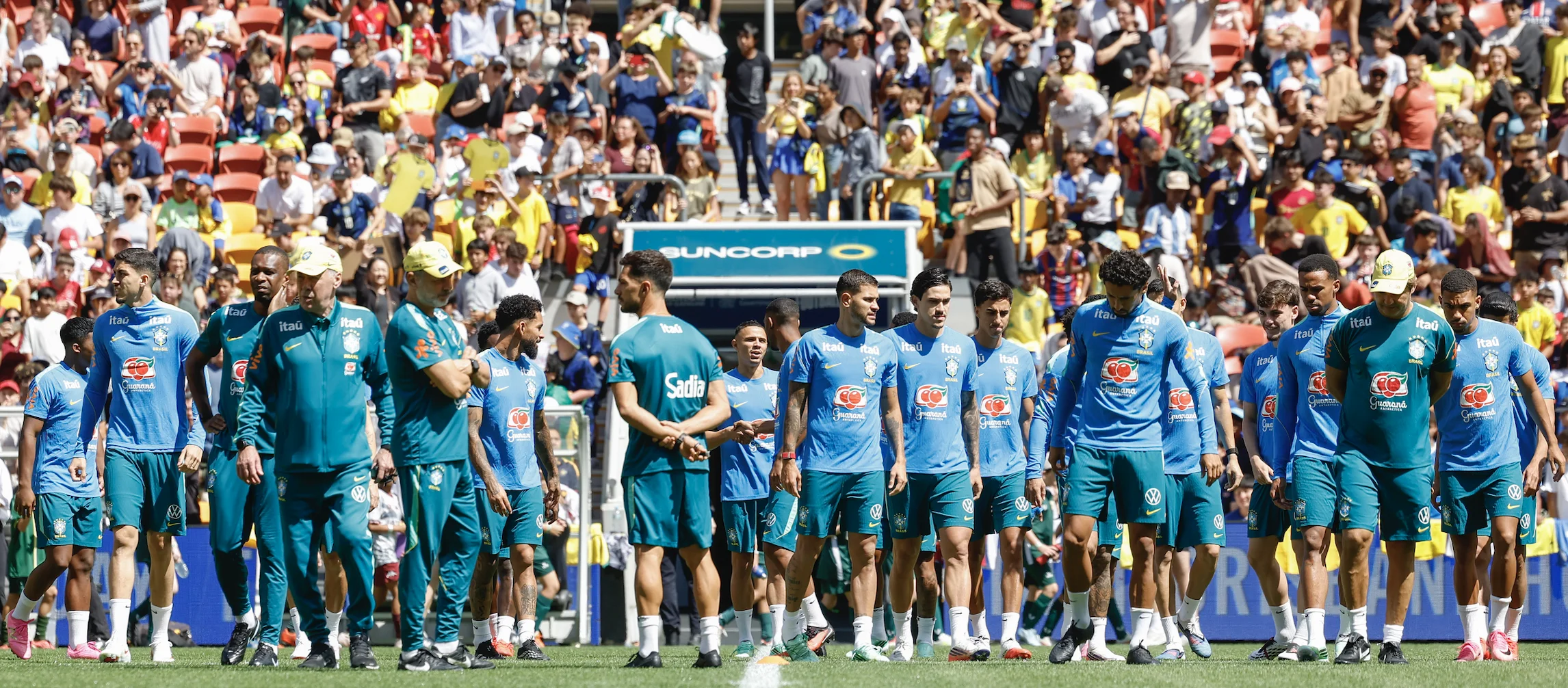 Antes de viajar à Índia, Seleção Brasileira faz treino aberto na Austrália