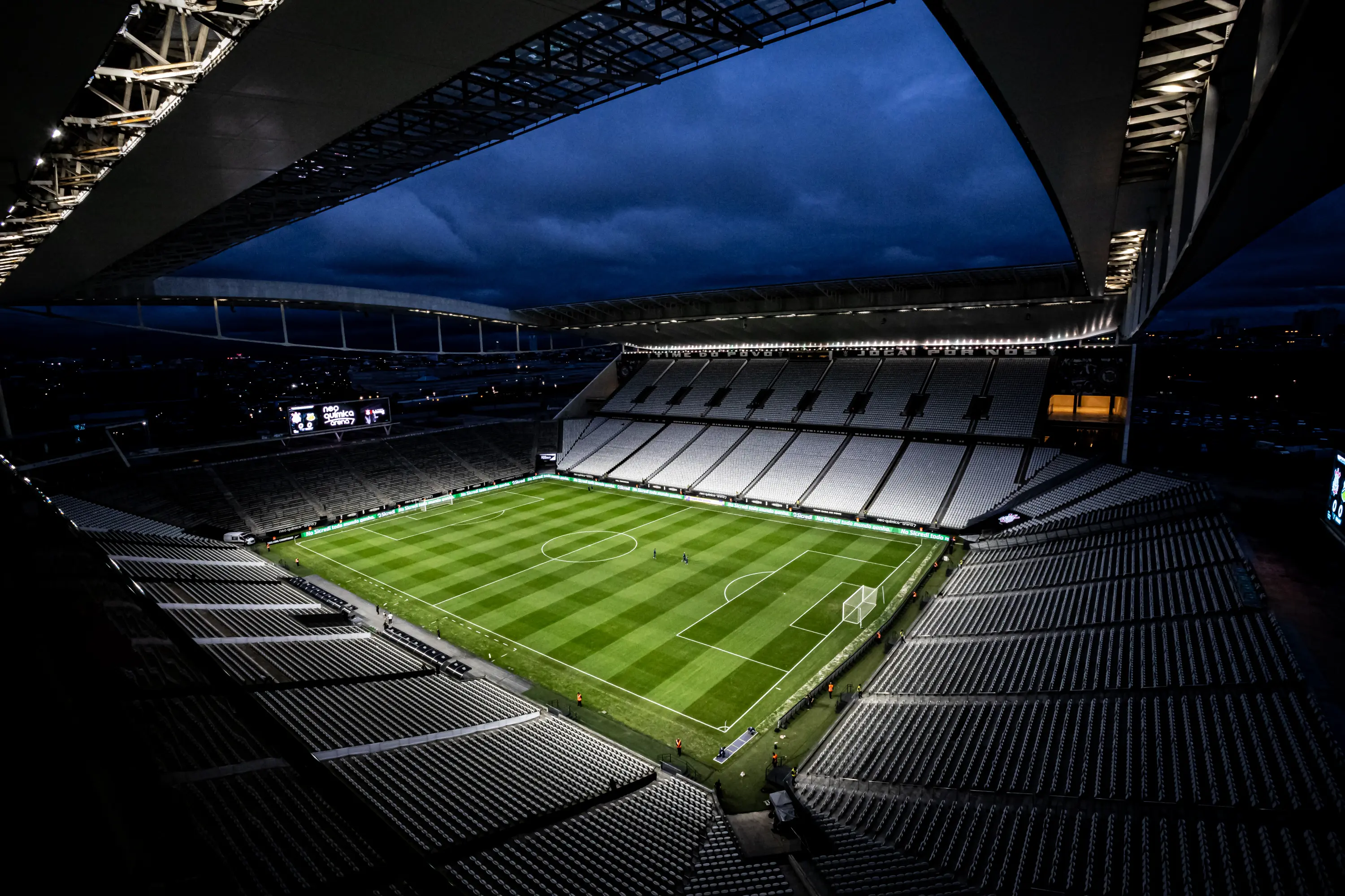Corinthians x Chapecoense pelo Brasileirão: onde assistir, estatísticas, histórico e escalações
