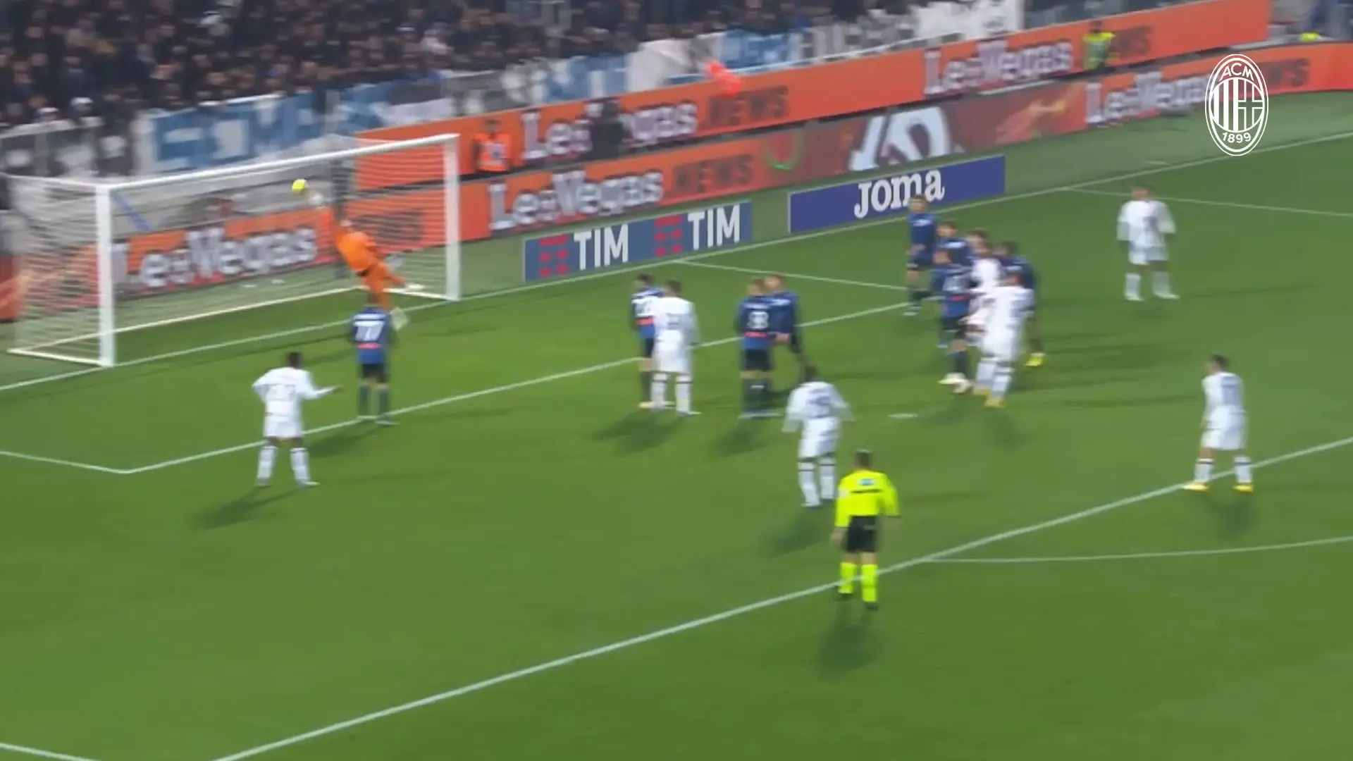 Giroud completa 40 anos; relembre melhores do atacante pelo Milan