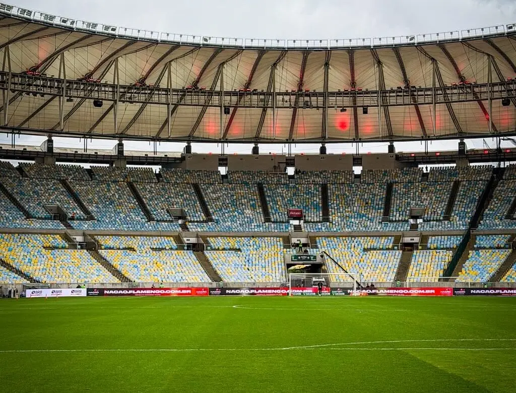 Flamengo x Corinthians: siga o tempo real do jogo pelo Brasileirão