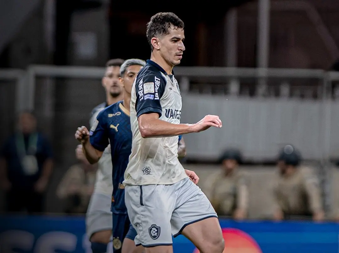 Vitor Bueno admite dificuldade, mas garante luta do Remo contra o rebaixamento no Brasileirão