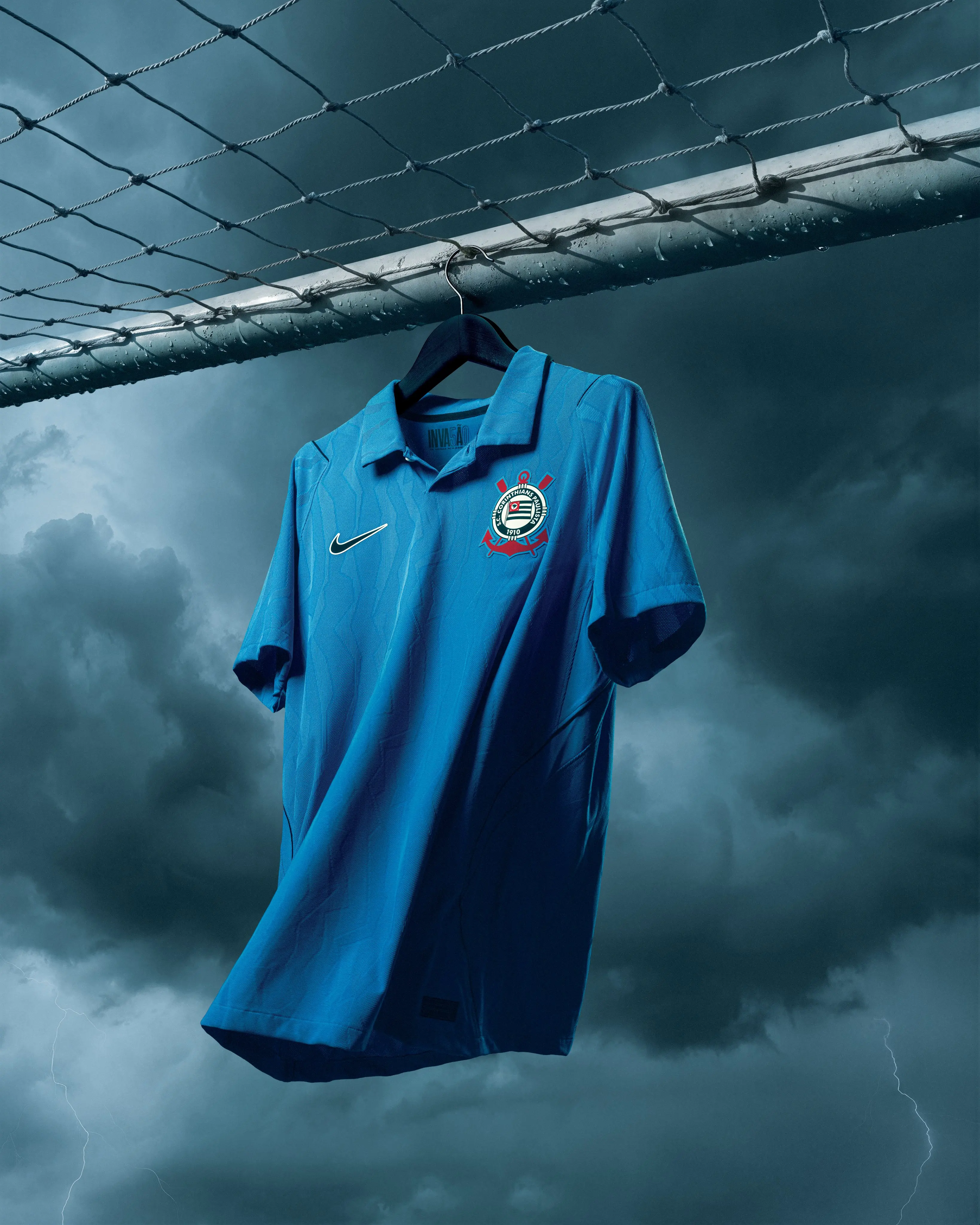 Veja fotos da nova camisa 3 do Corinthians para a temporada
