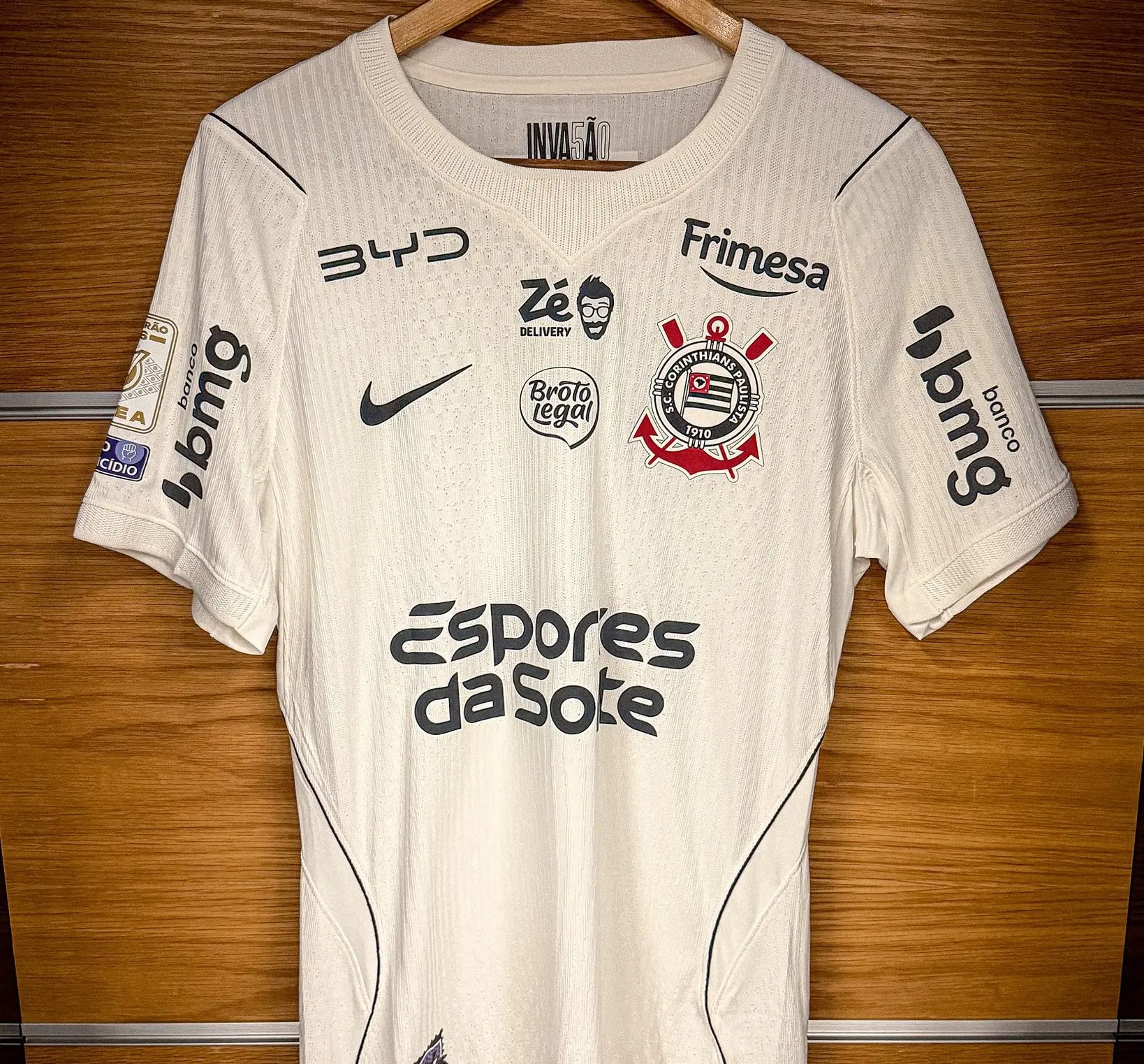Corinthians tem surpresa na zaga e novidades no meio contra o Fluminense; veja escalações