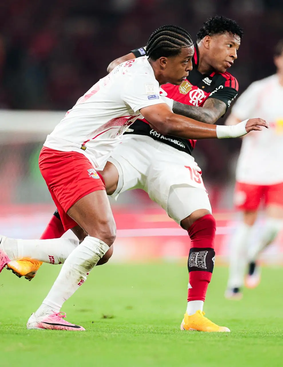 Veja fotos do duelo entre Flamengo e Bragantino pelo Brasileirão