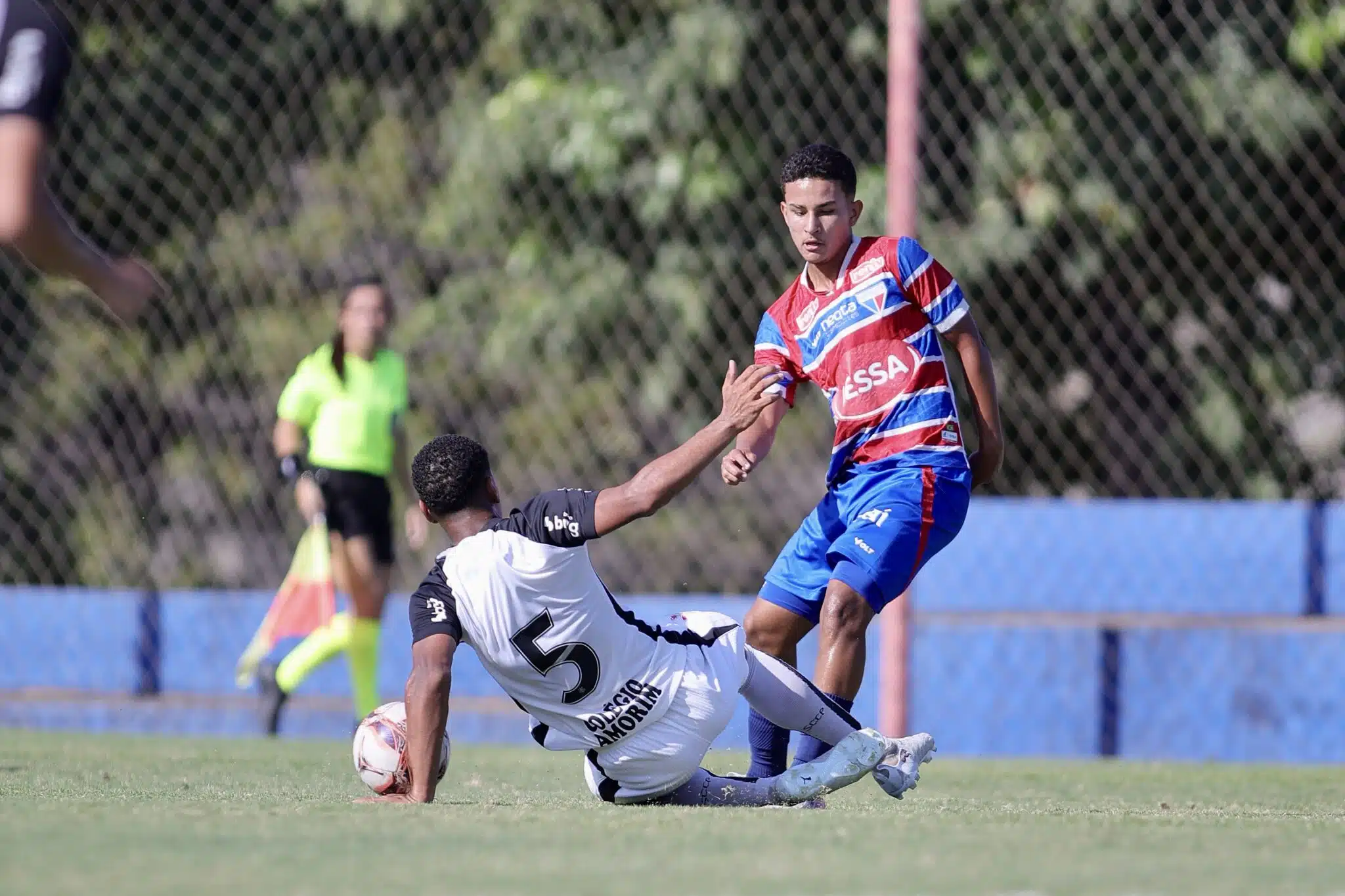 Corinthians empata com o Fortaleza pelo Brasileirão Sub-17 mas continua no G4