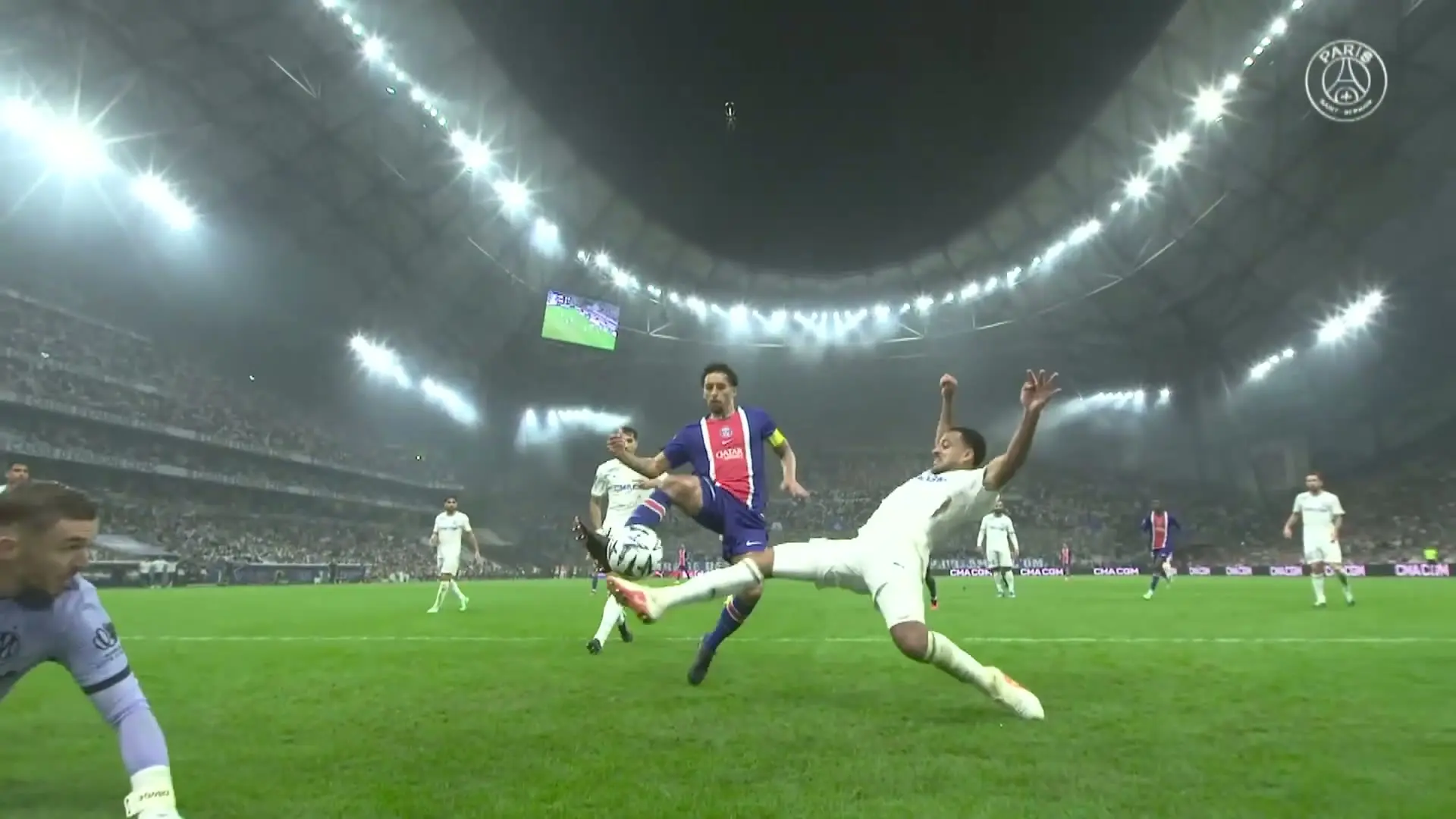 Marquinhos fecha vitória do PSG sobre o Olympique de Marselha; veja o lance
