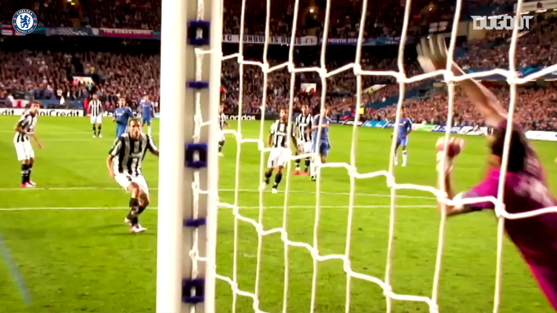 Oscar completa 35 anos: relembre melhores momentos do meia no Chelsea
