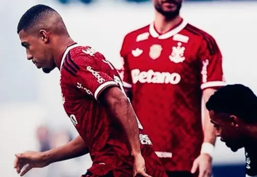 Samuel Lino comemora gol pelo Flamengo e cita tranquilidade por convocação à Seleção