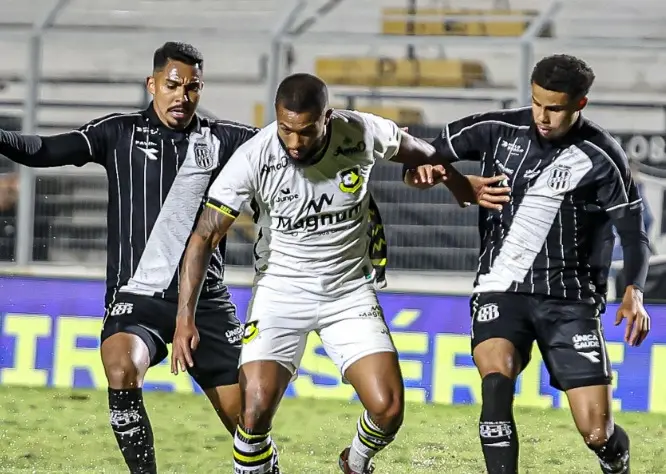 São Bernardo vence Ponte Preta e afasta Z4 da Série B