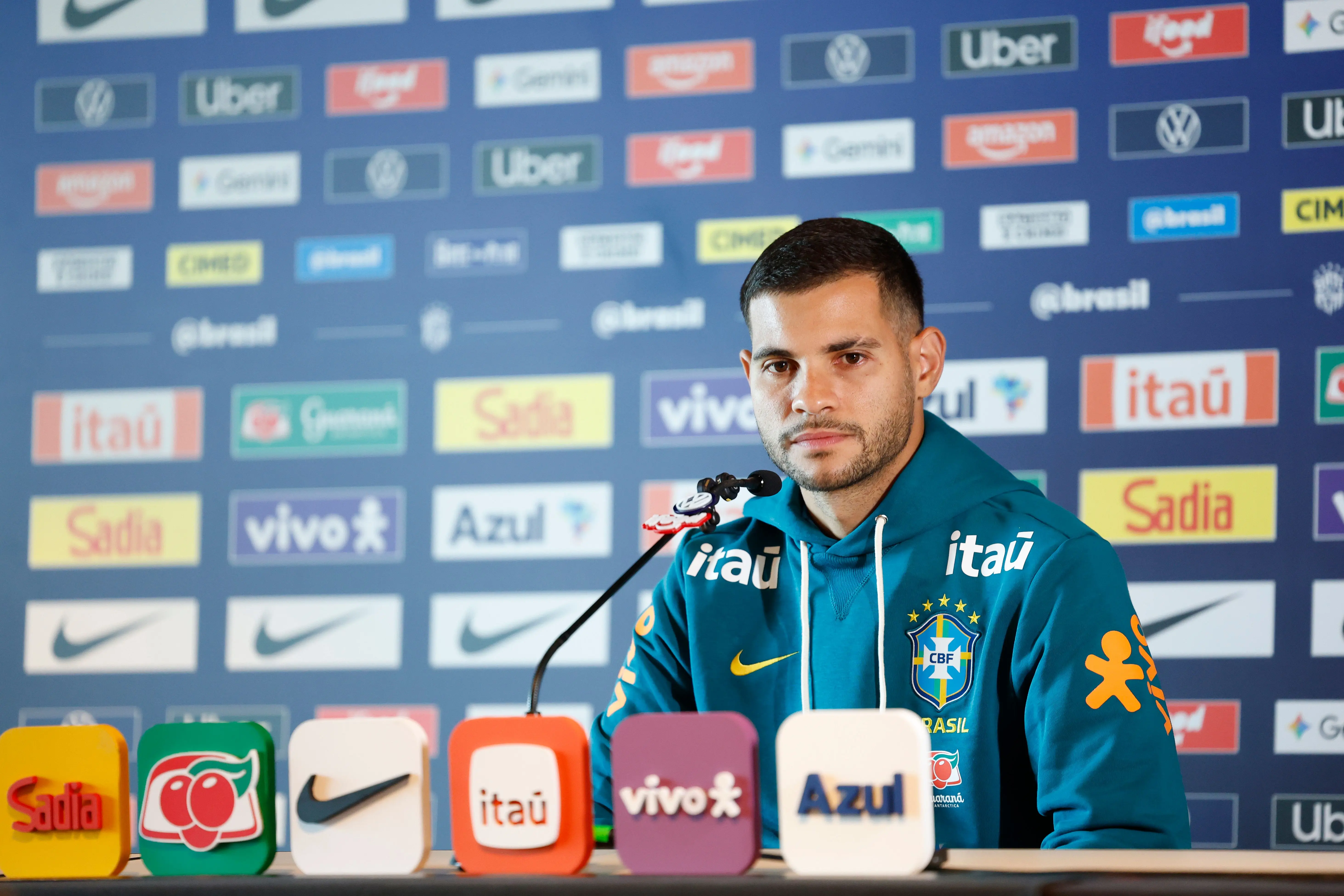 Bruno Guimarães fala sobre pênalti perdido e garante: “Não vou me esconder”