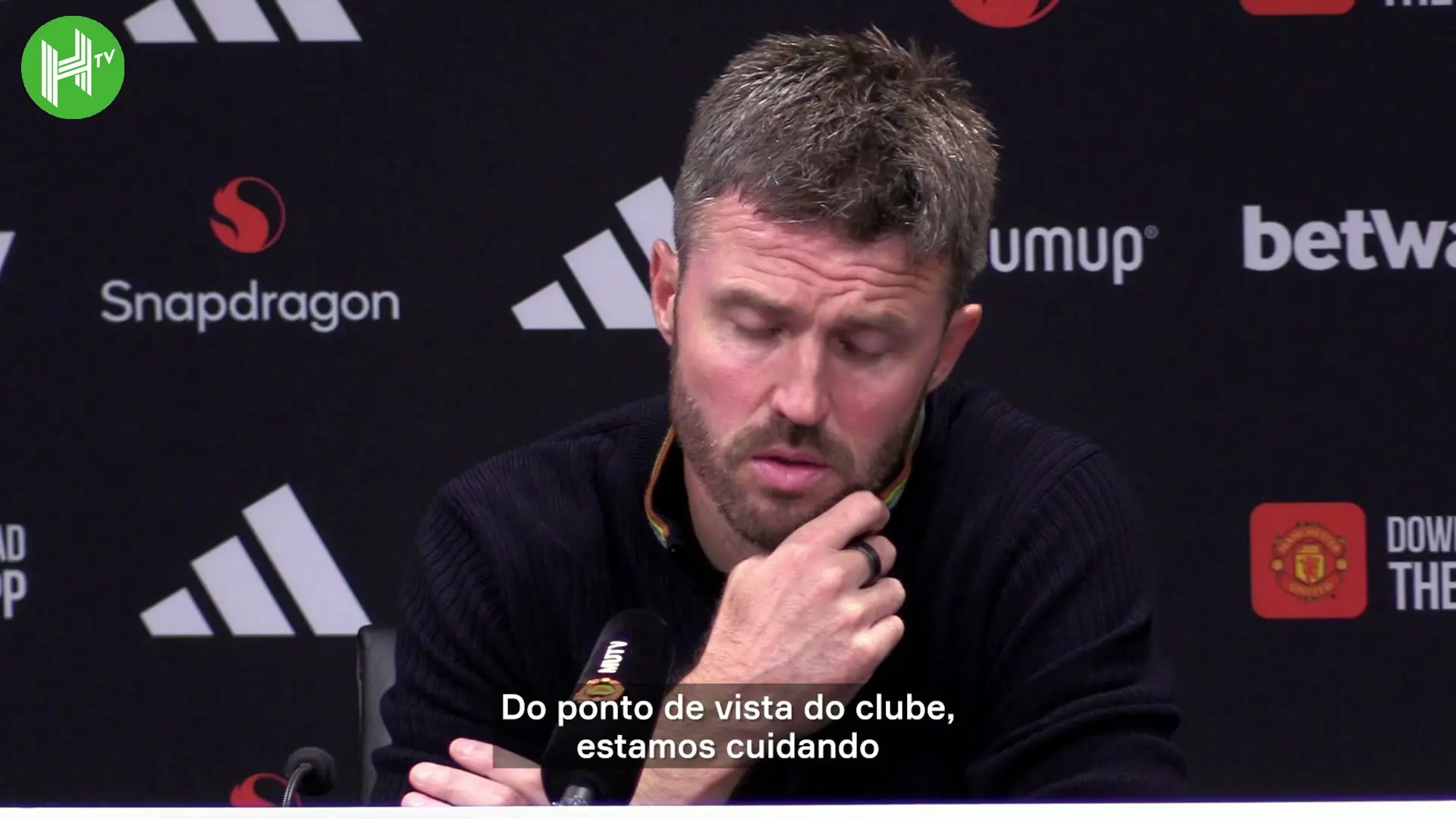 Carrick explica por que o Man United está sendo cauteloso com JJ Gabriel
