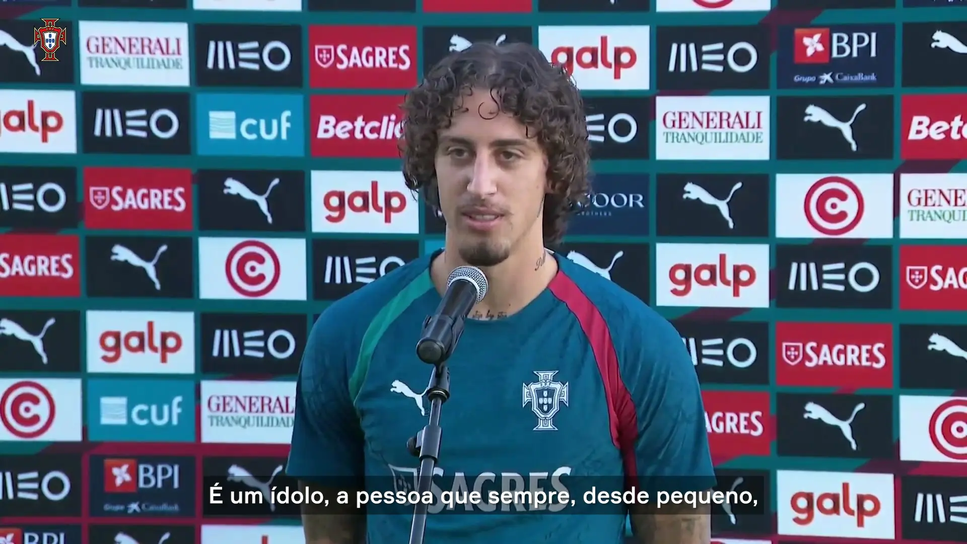 Fábio Silva: ‘É um prazer estar na Seleção e aprender com Cristiano Ronaldo’