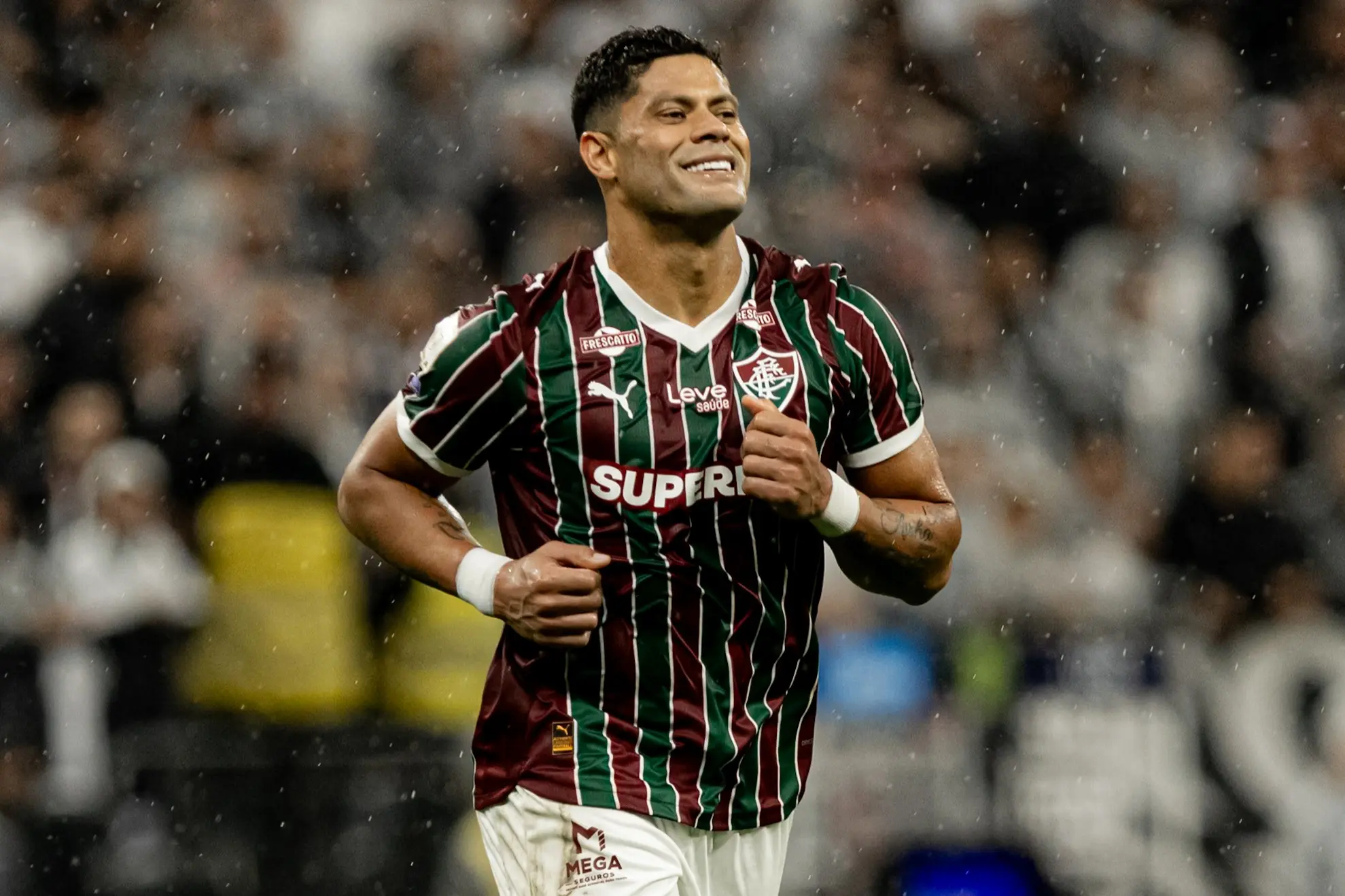 Hulk se destaca contra o Corinthians e lidera números do Fluminense desde estreia