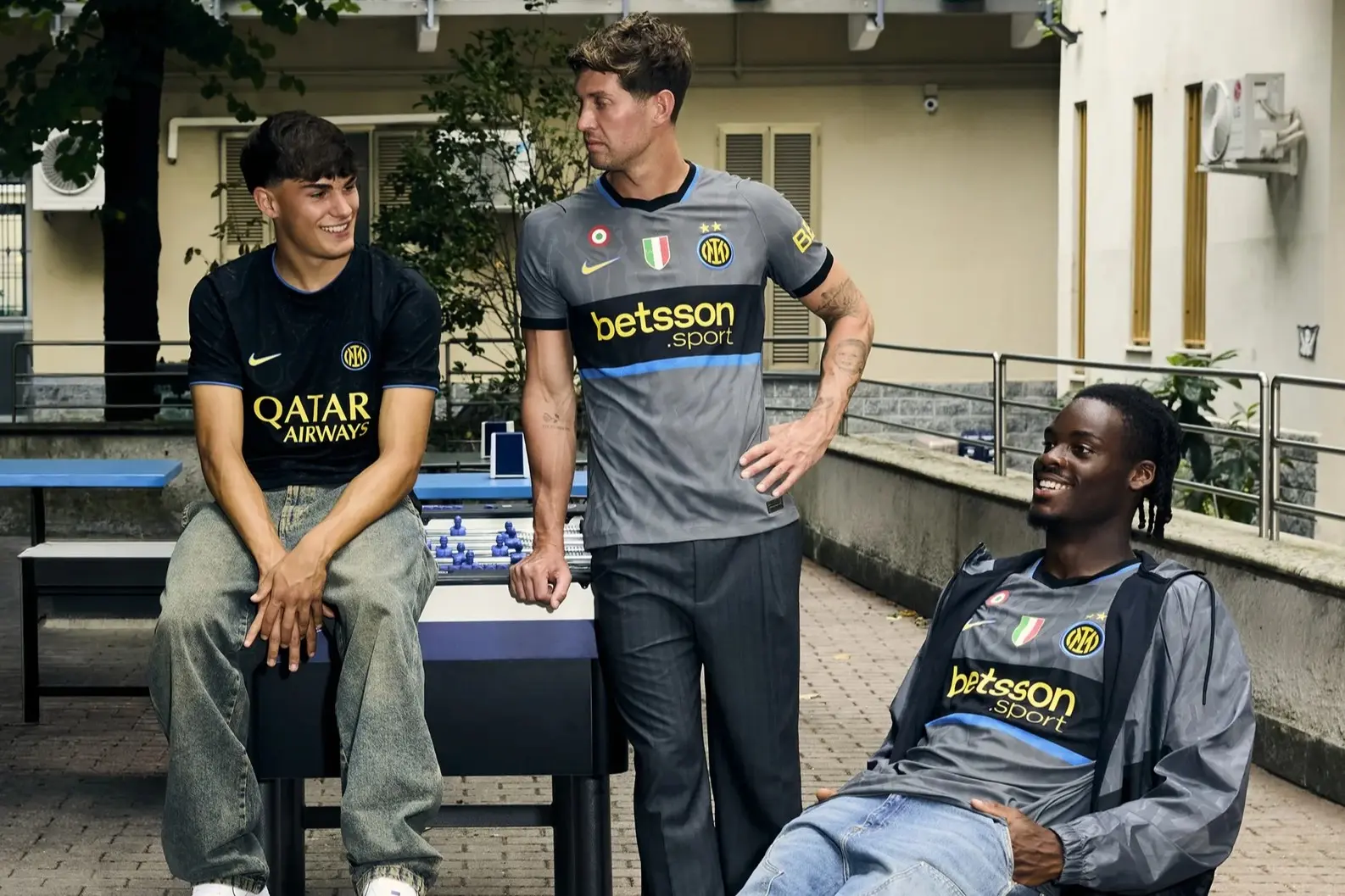 Veja fotos da nova terceira camisa da Inter de Milão para a temporada 2026/27