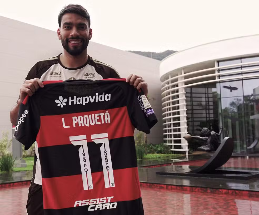 Paquetá assume a camisa 11 do Flamengo após saída de Cebolinha