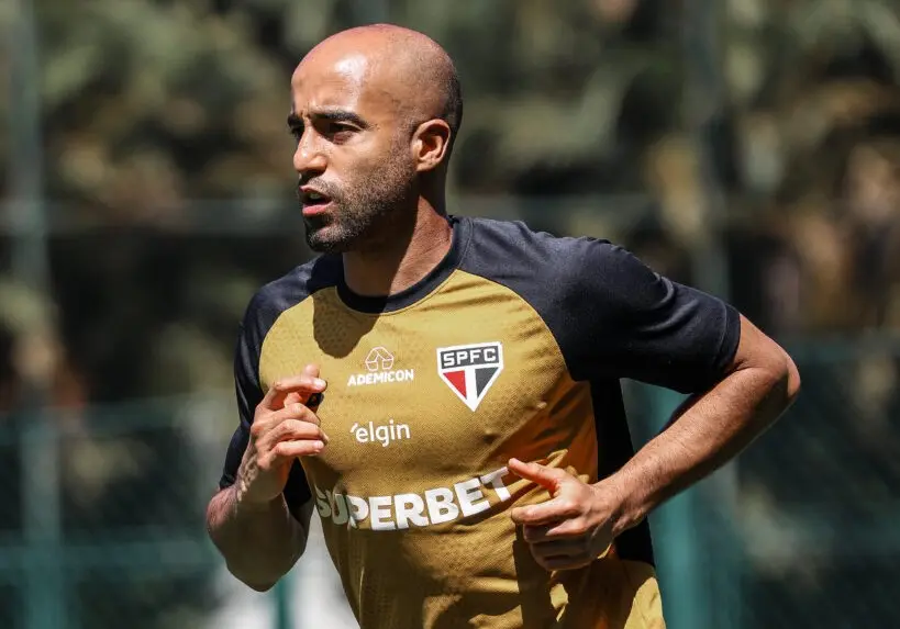 Lucas Moura e Bobadilla evoluem e São Paulo segue preparação para enfrentar o Santos