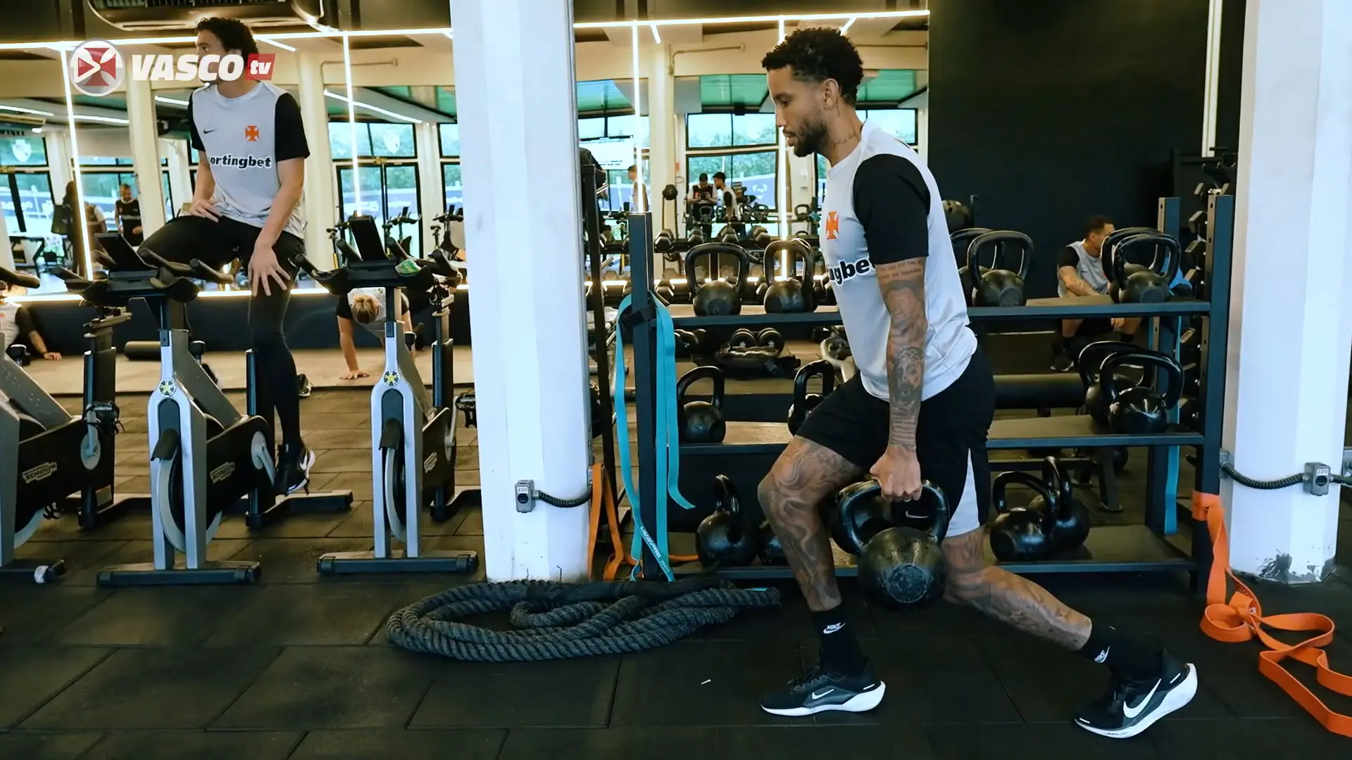 Vasco treina forte para jogo contra o Grêmio em Porto Alegre