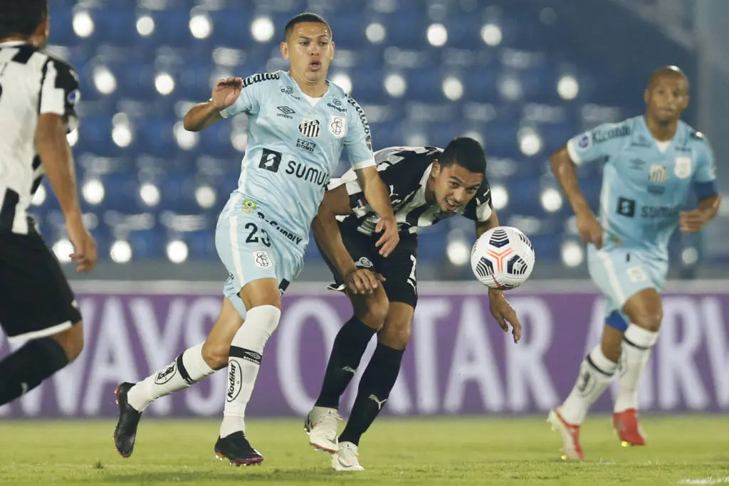 Santos só foi eliminado na Sul-Americana após vencer a ida uma vez na história; confira