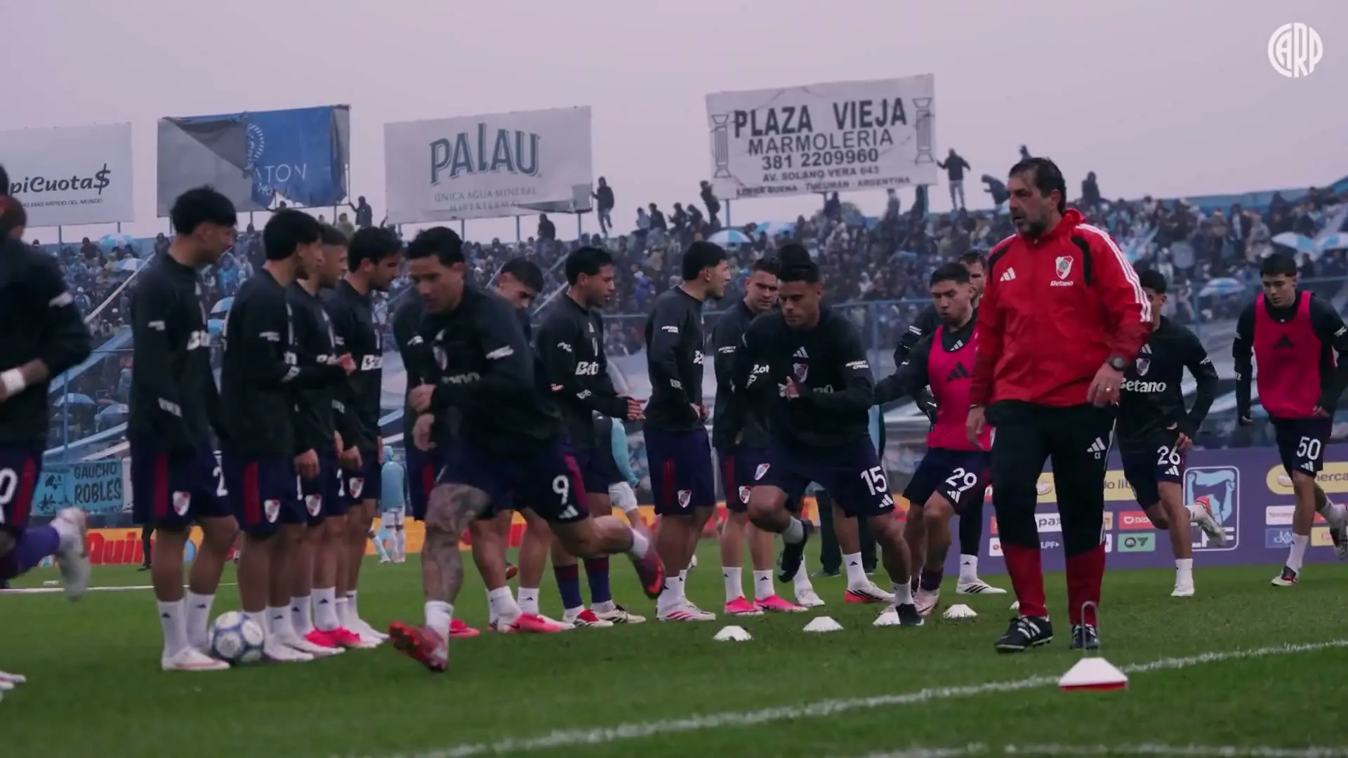 Bastidores: River Plate luta muito para vencer o Atlético Tucumán