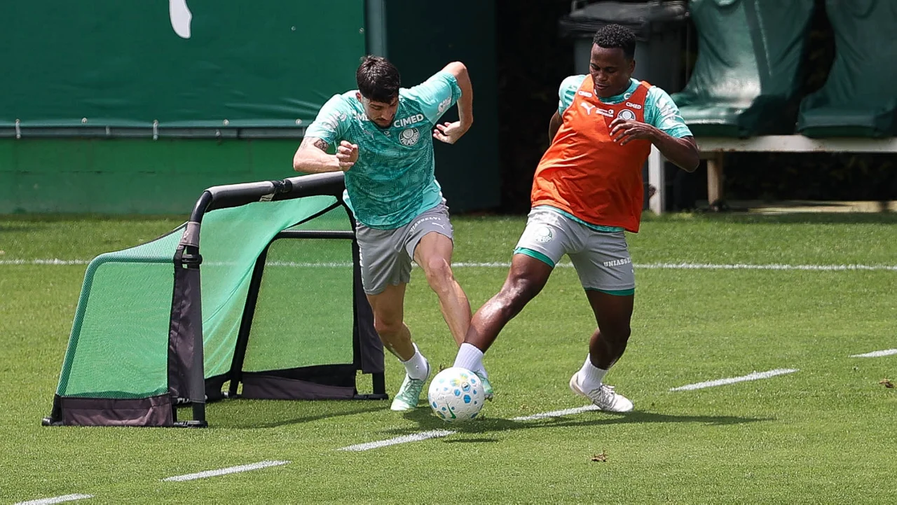 Palmeiras volta ao trabalho de olho no clássico; veja treino