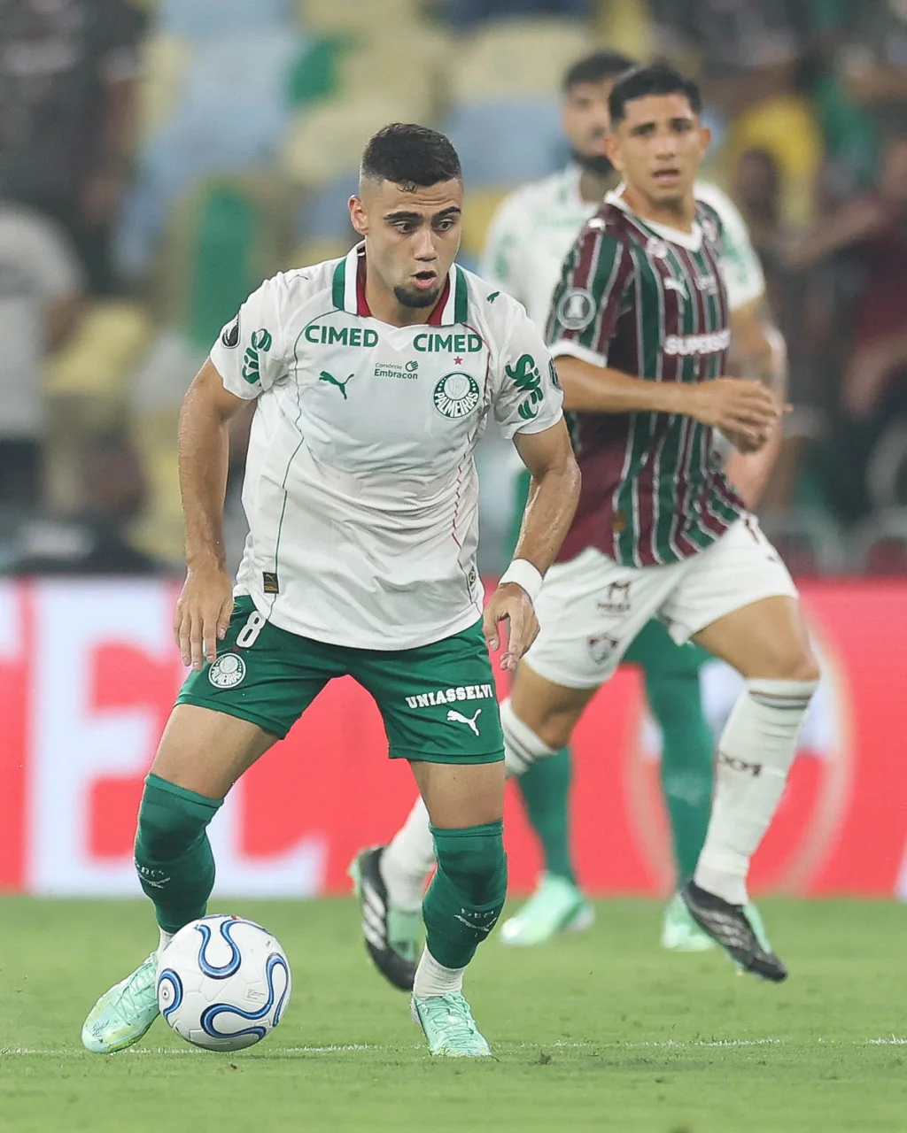 Palmeiras supera Fluminense no Maracanã e abre vantagem na Libertadores