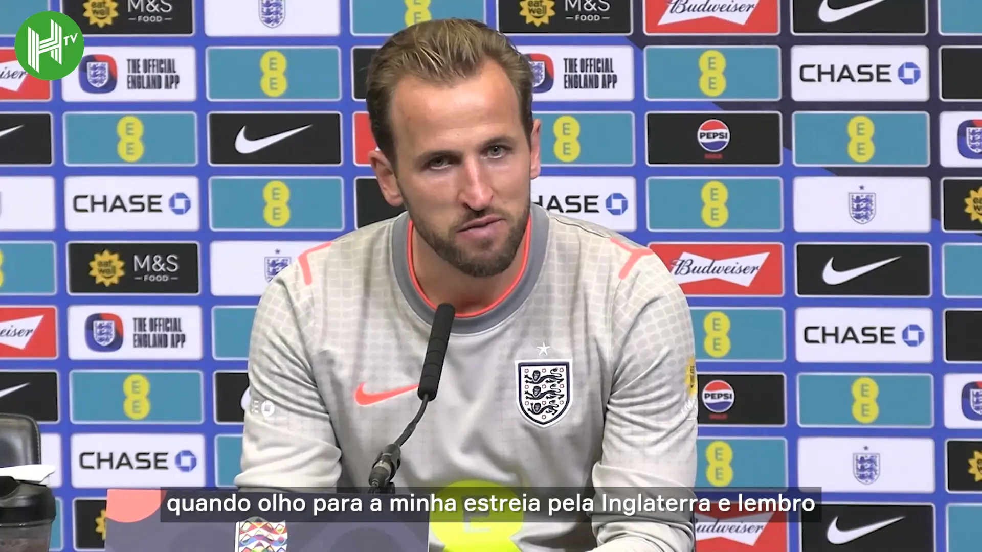 Kane fala sobre recorde de jogos pela Inglaterra e marca de 90 gols