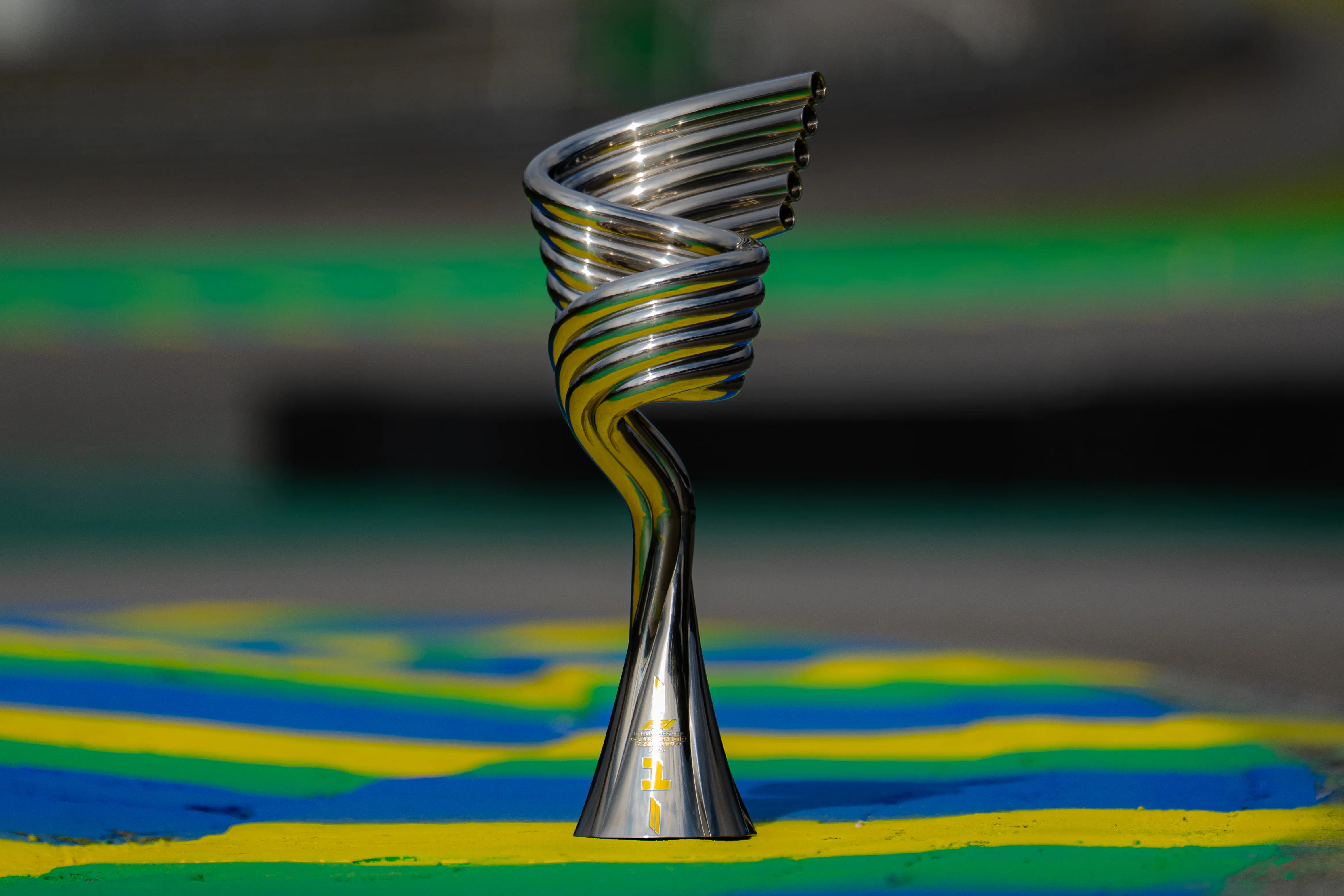 Troféu do GP São Paulo de F1 2026 é inspirado no som dos motores