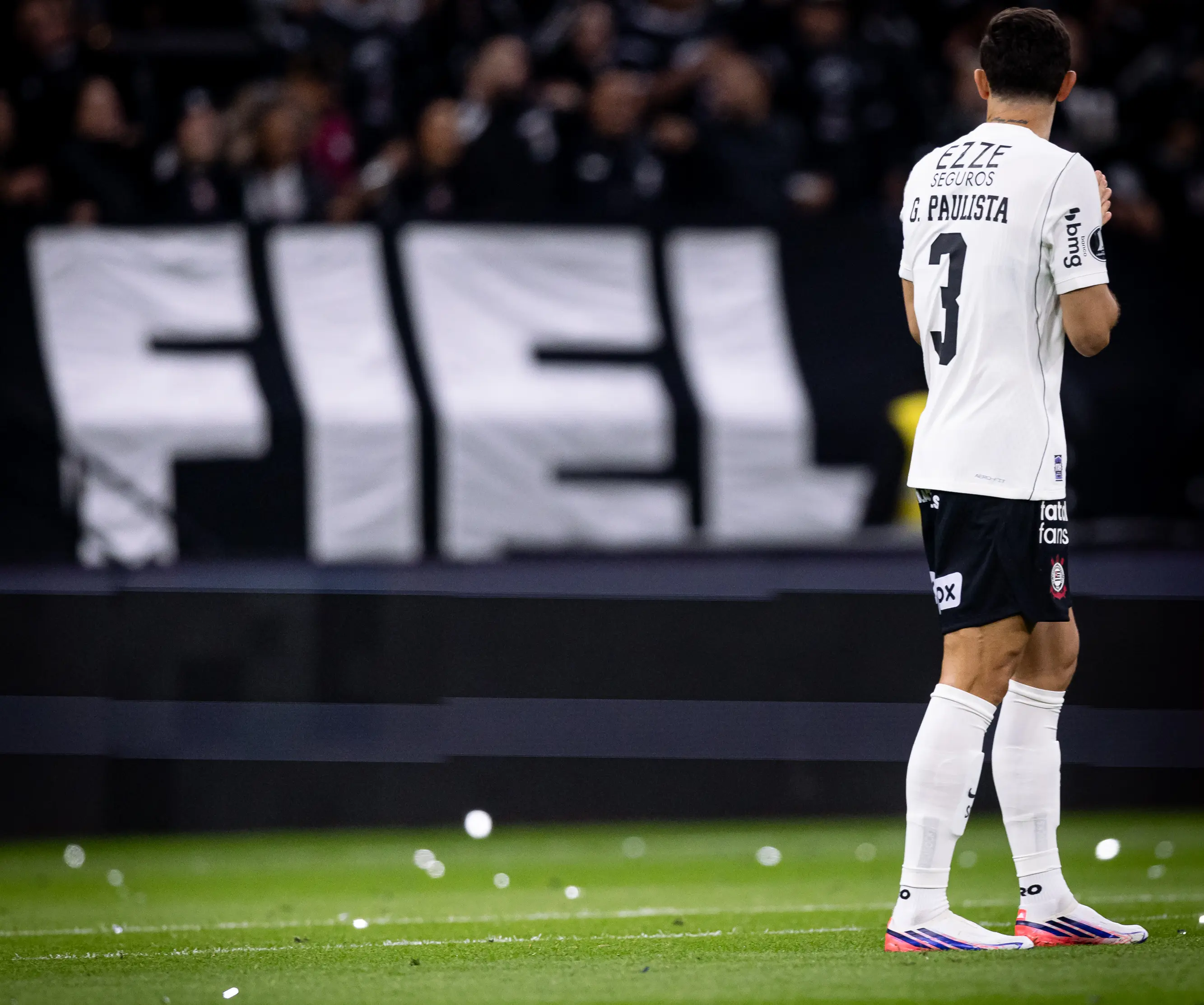 Corinthians fecha nova parceria e anuncia benefícios ao sócio-torcedor