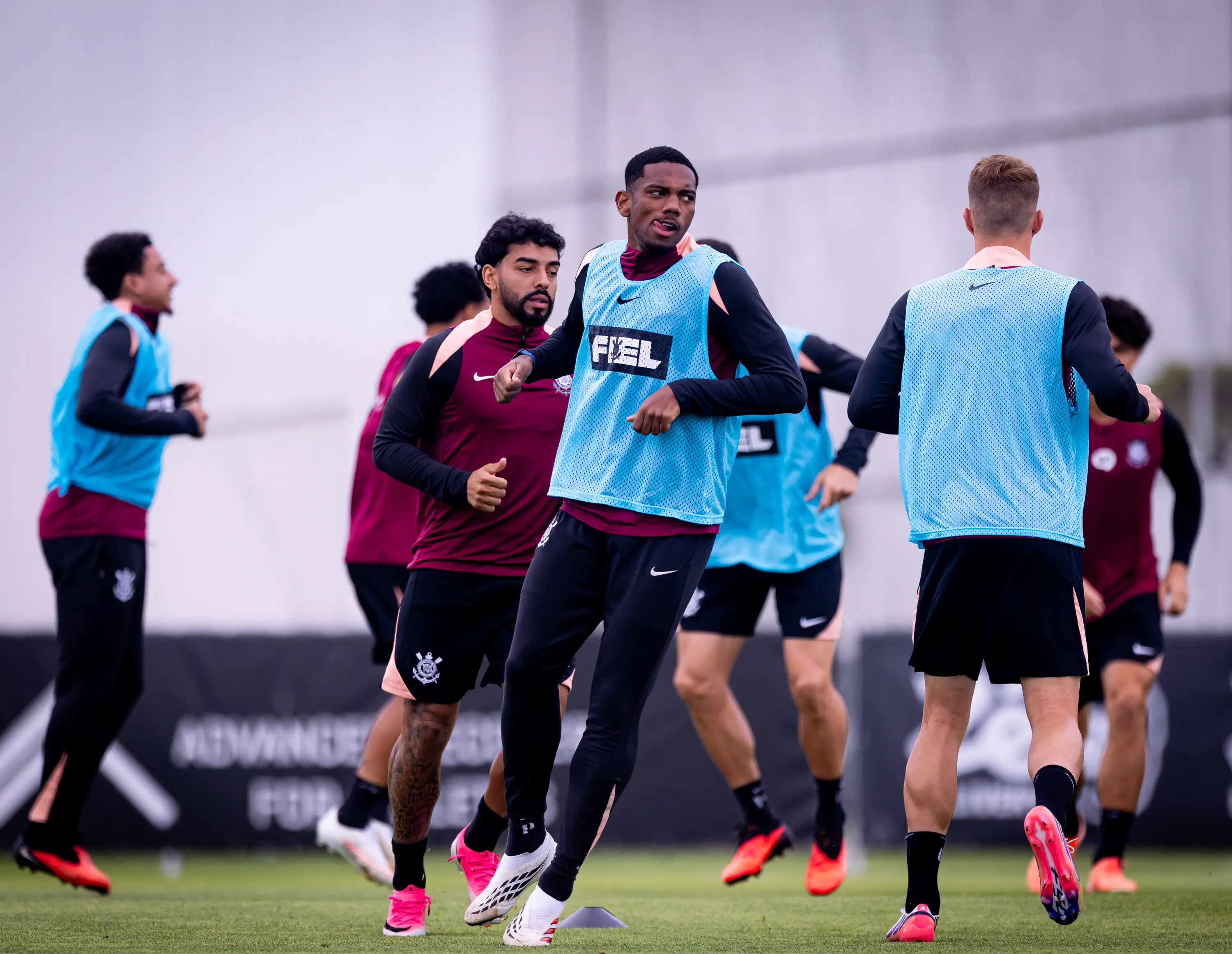 Veja como foi o último treino do Corinthians para o duelo em São Januário