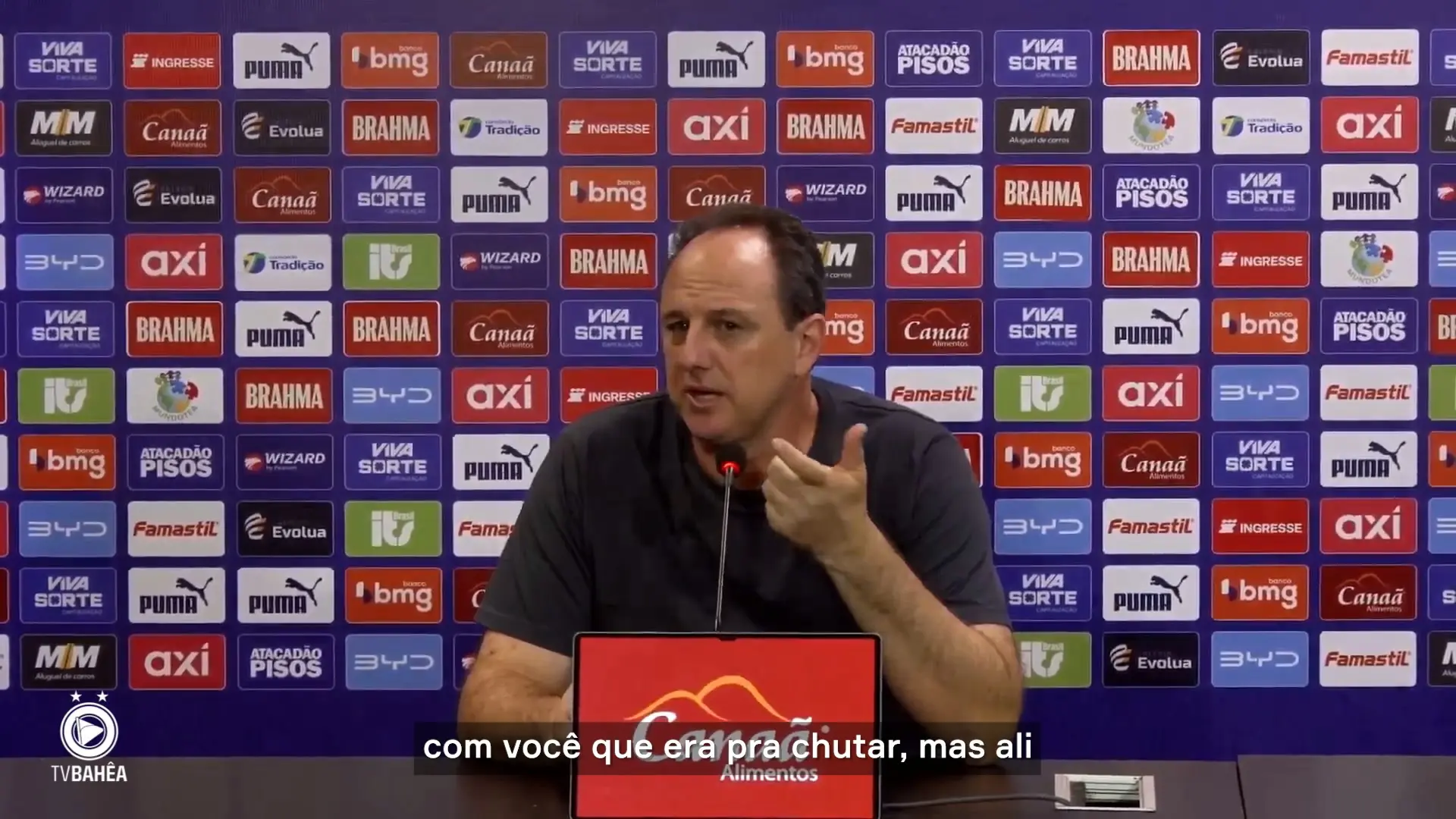 Rogério Ceni valoriza vitória do Bahia, mas admite dificuldade em marcar gols