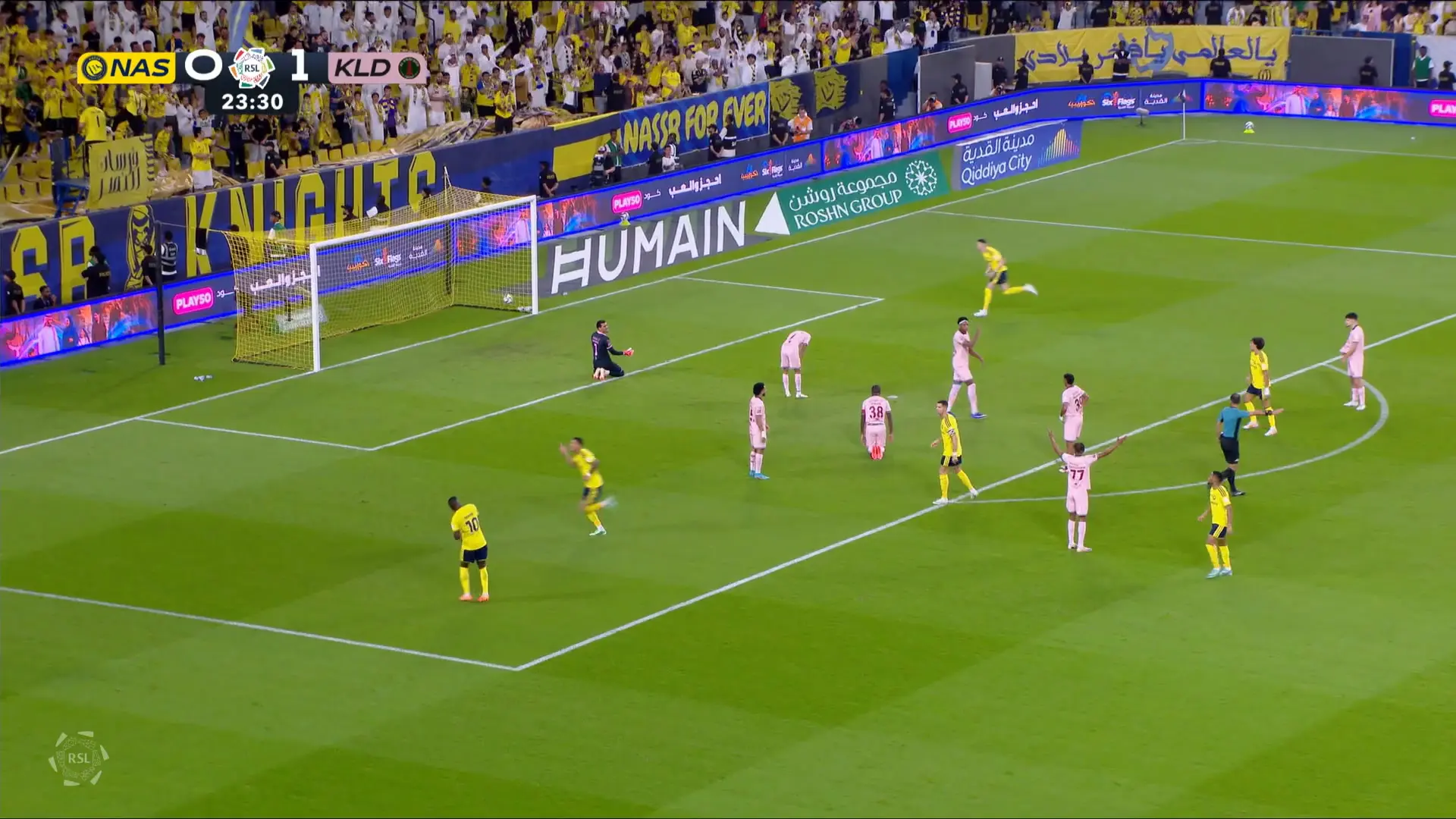 O brasileiro Ângelo Gabriel Borges. Ele marcou pelo Al-Nassr contra o Al-Kholood; vejo o gol