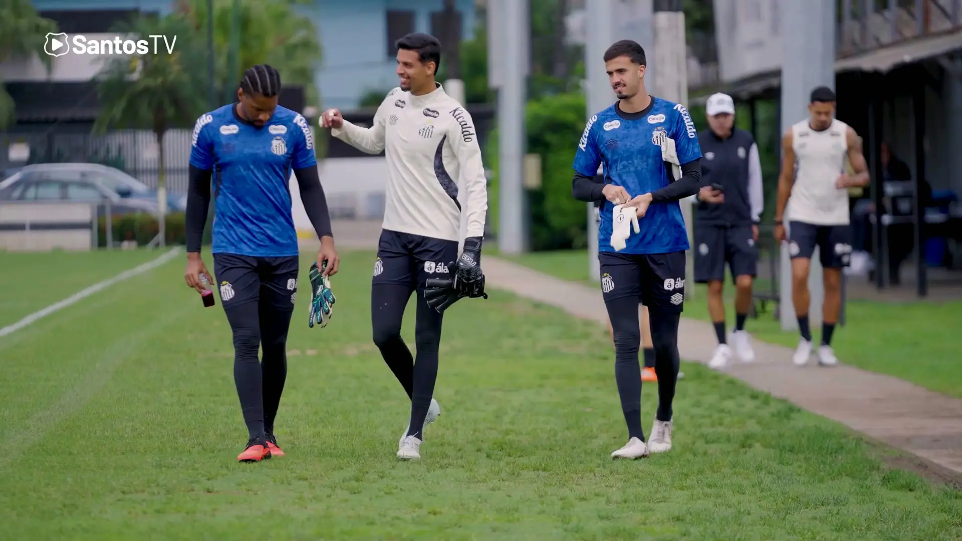 Santos faz último treino antes de viagem para Belo Horizonte