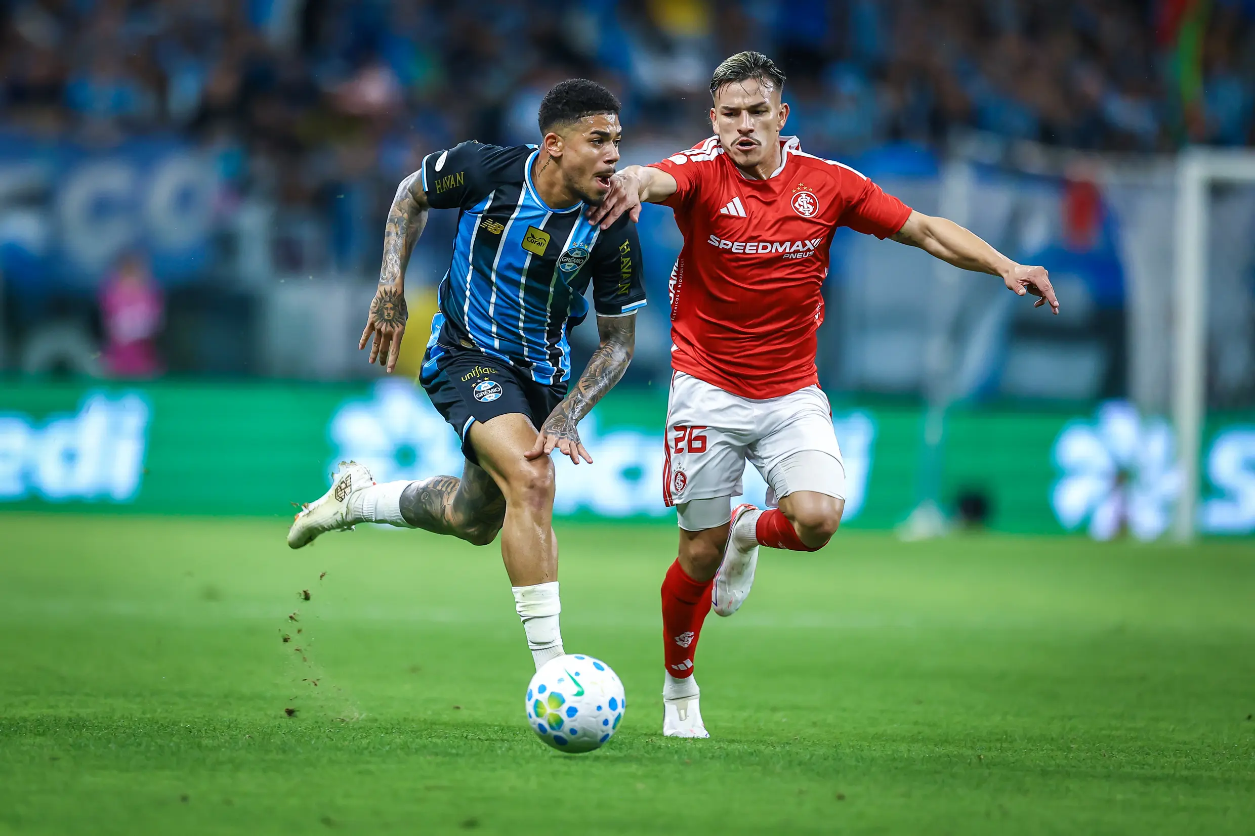 Grêmio e Internacional disputam Gre-Nal 455 por fuga do Z4; Veja raio-x do clássico