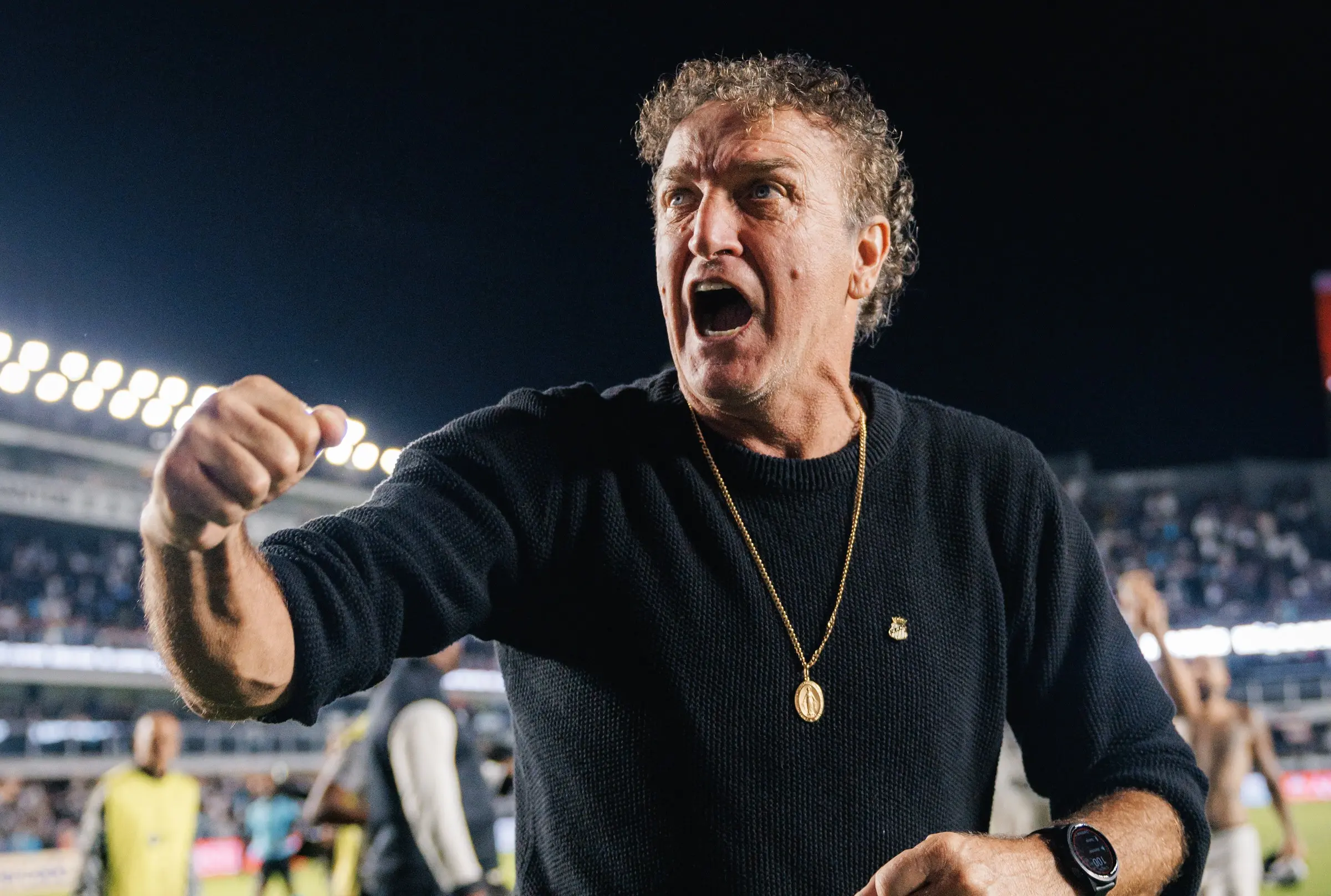 Cuca exalta Neymar, valoriza reação do Santos e deixa dúvida para domingo