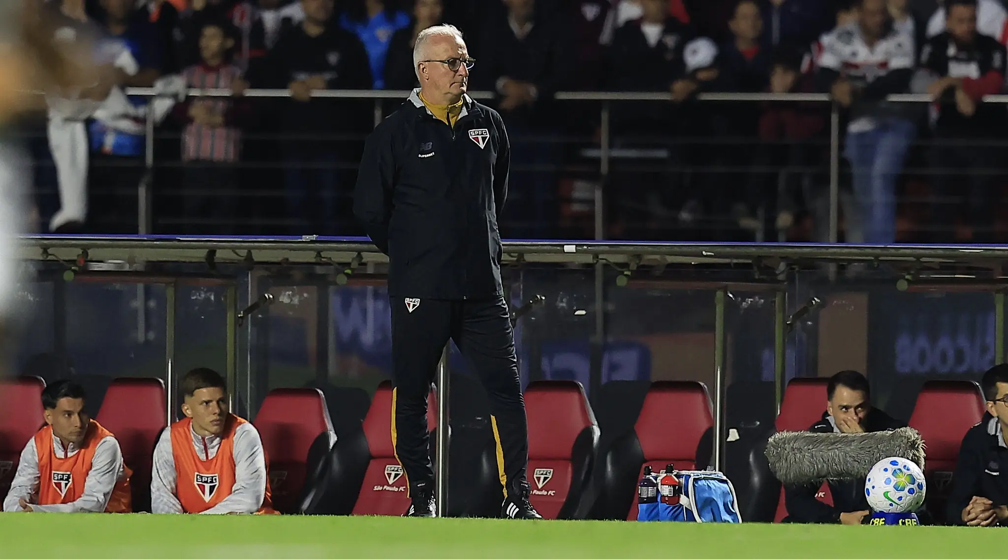 São Paulo recebe folga e retoma preparação para jogo contra o Cruzeiro nesta segunda