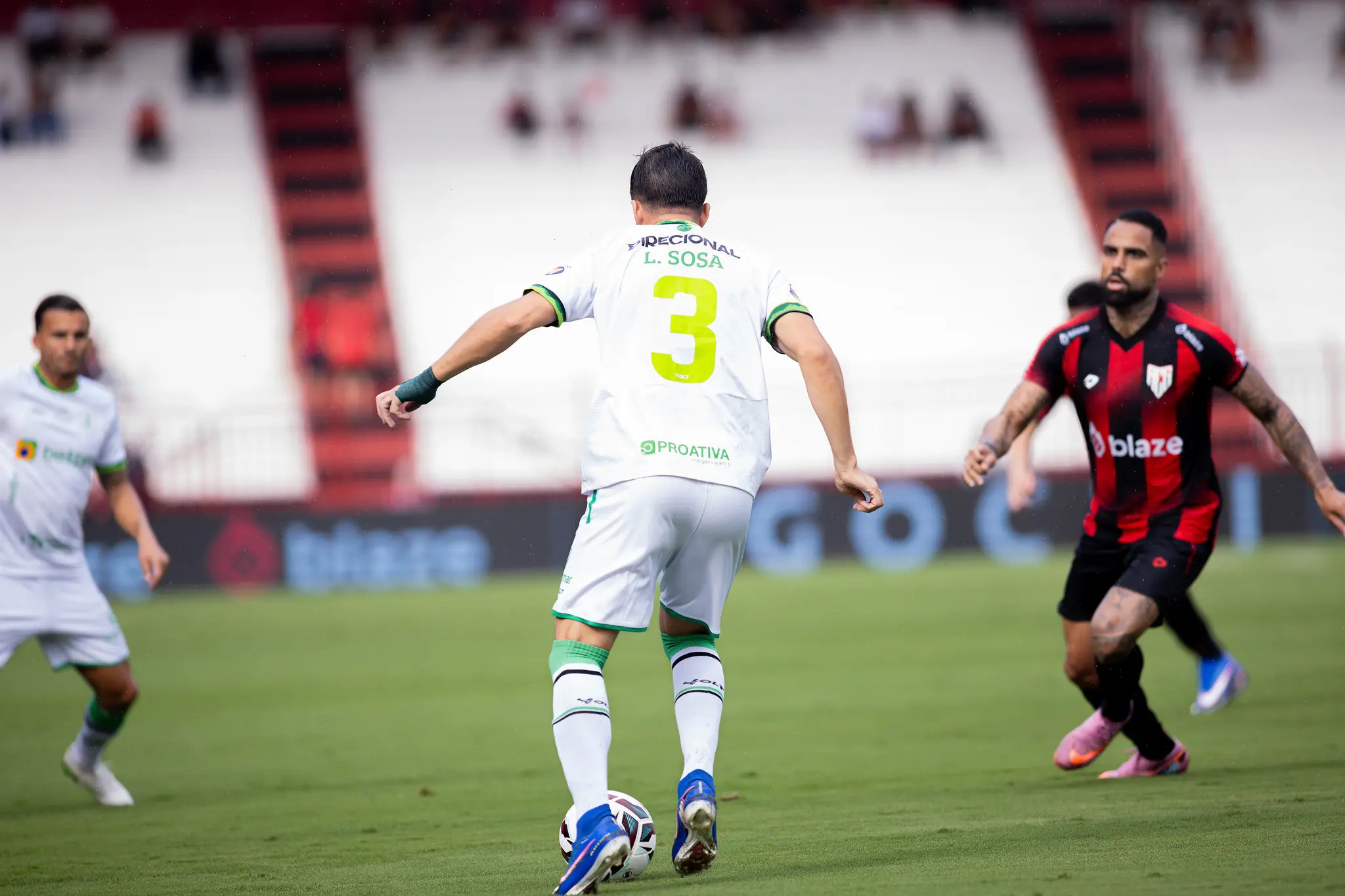 Veja as fotos do confronto entre Atlético-GO e América-MG