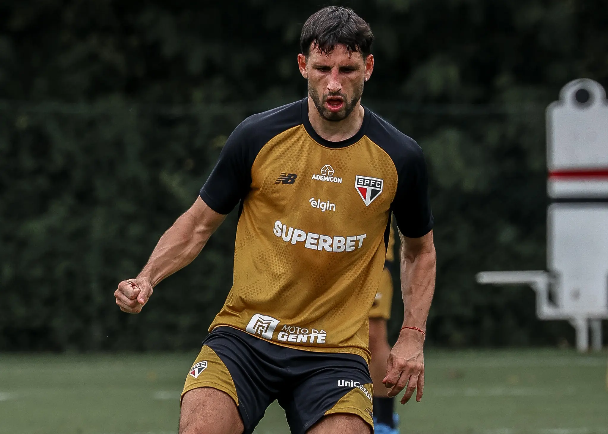 Com desfalques, Dorival faz coletivo em treino do São Paulo para pegar o Cruzeiro