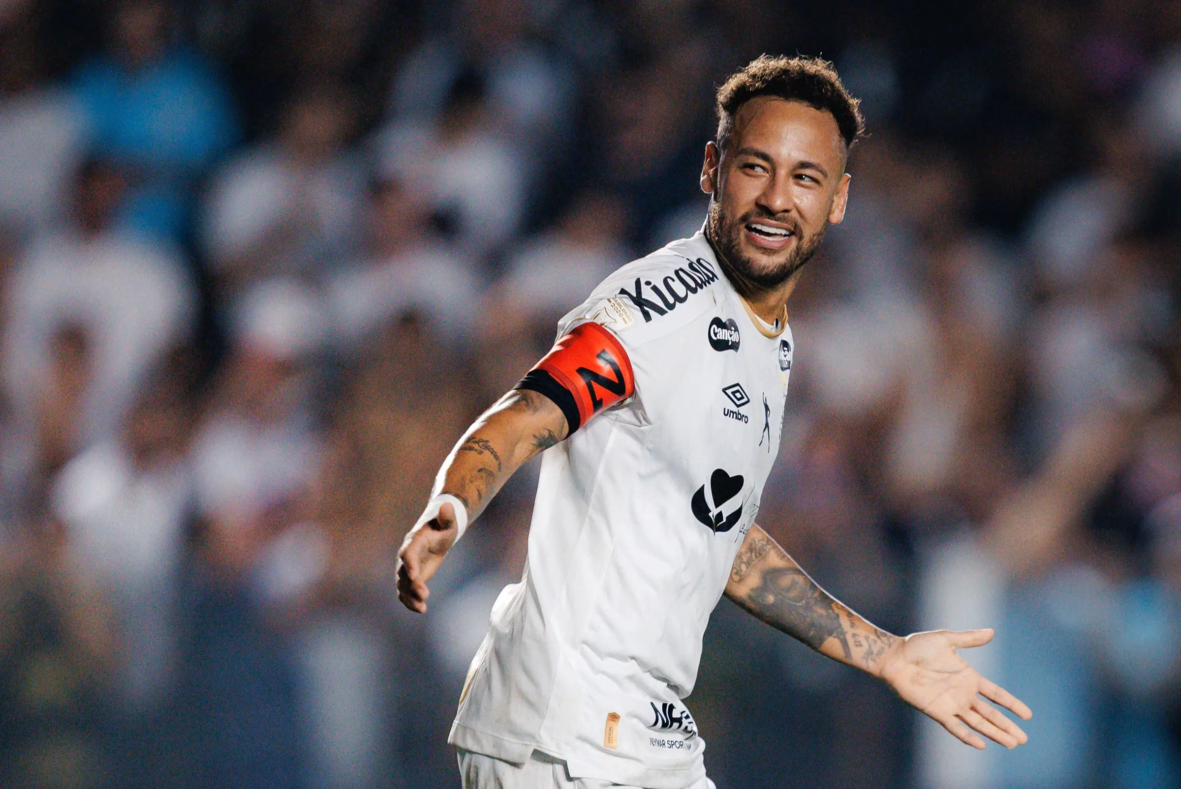 Neymar mira fim de tabu no Maracanã e sequência inédita pelo Santos