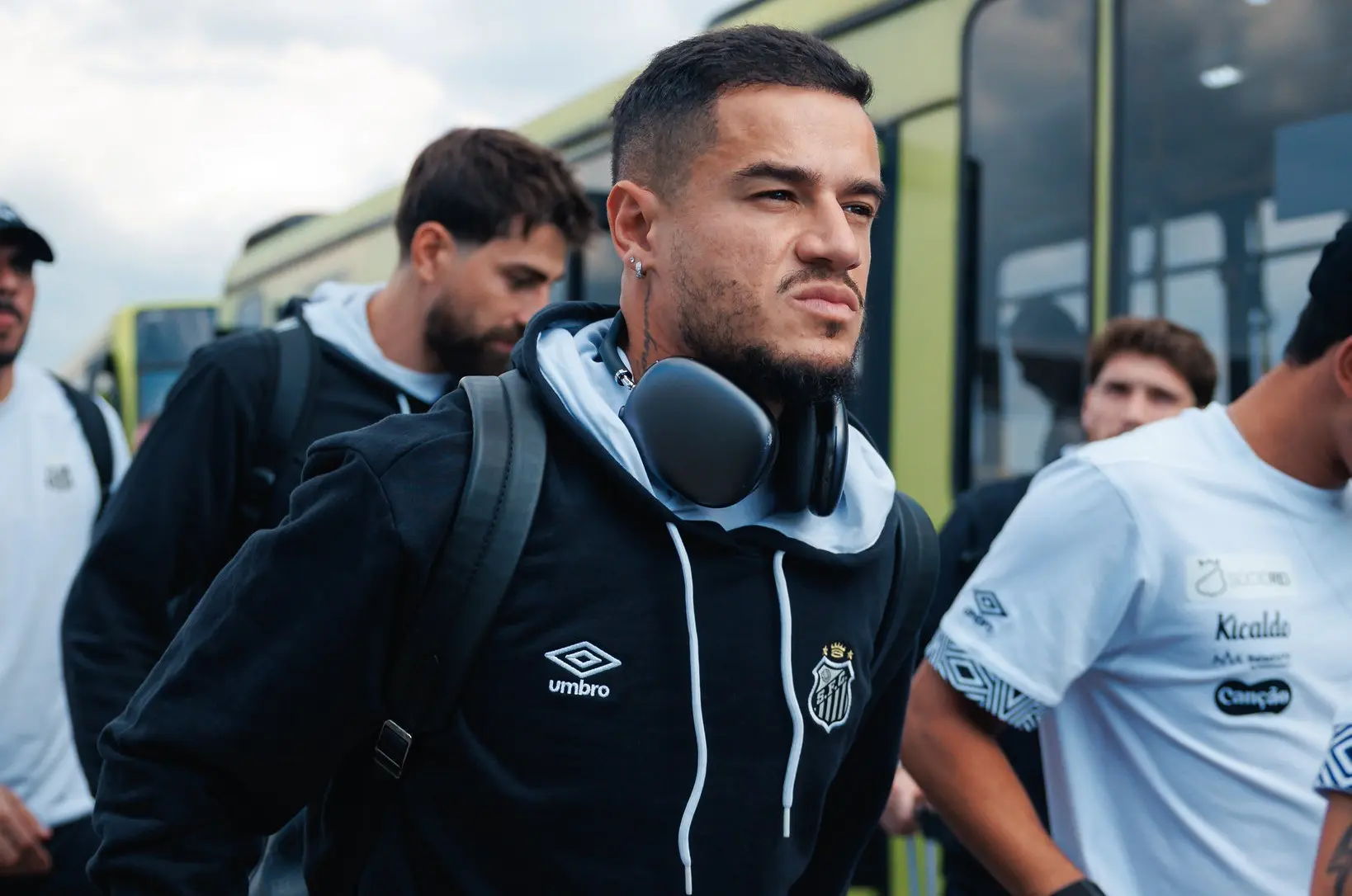 Sem Neymar, Santos chega a Belo Horizonte para enfrentar o Atlético-MG