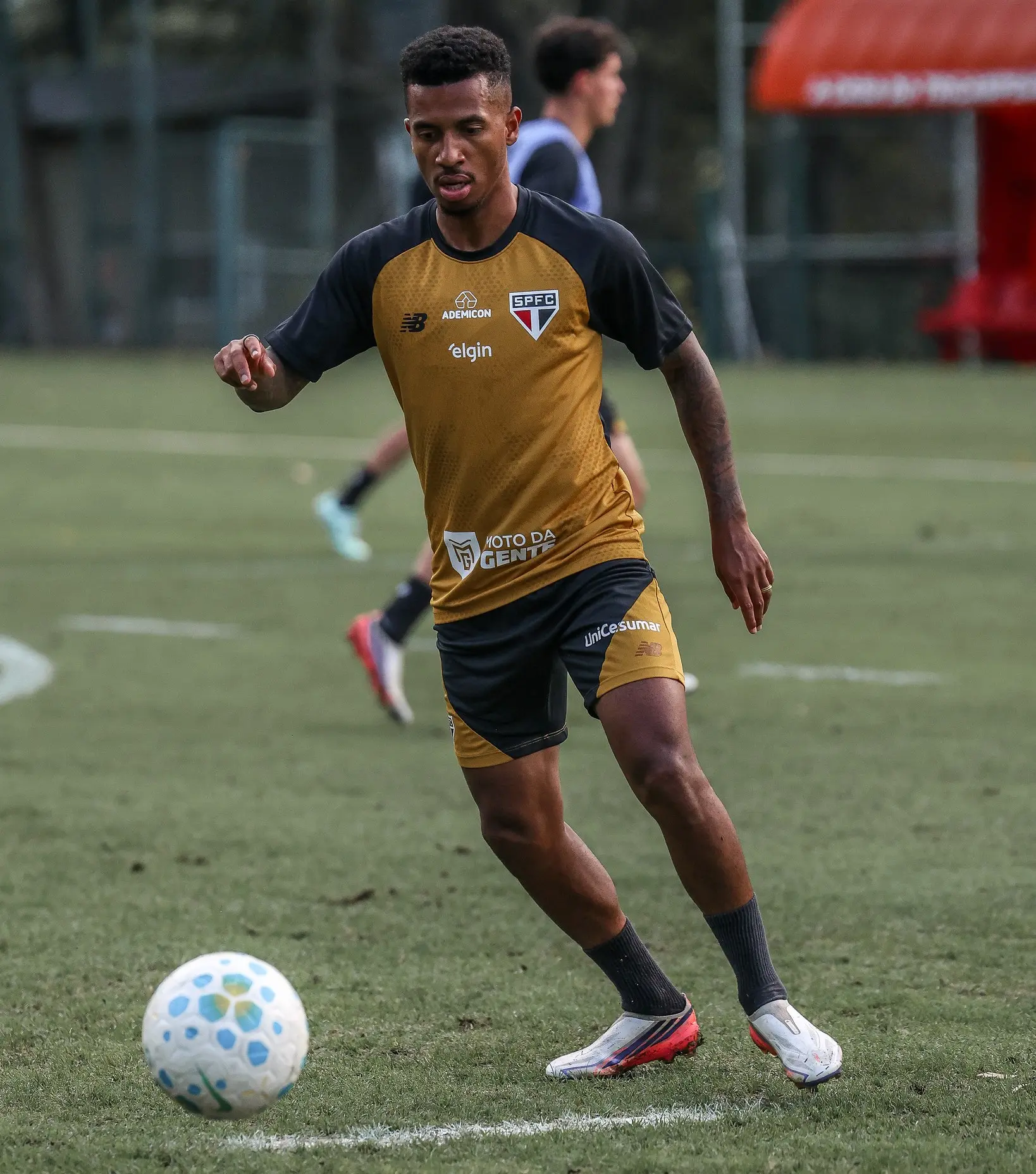 Confira fotos da reapresentação do São Paulo nesta terça-feira